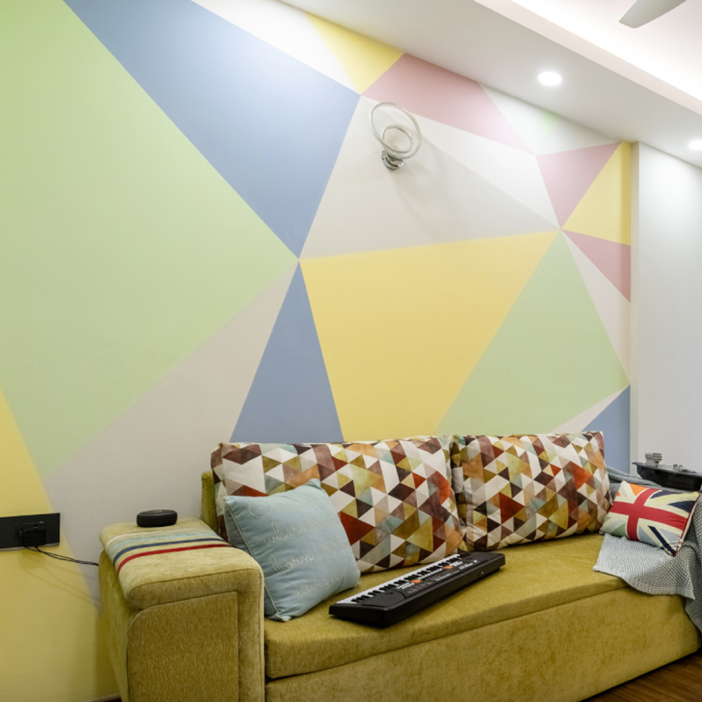 Multicolour Wall Paint For Kids' Rooms Livspace