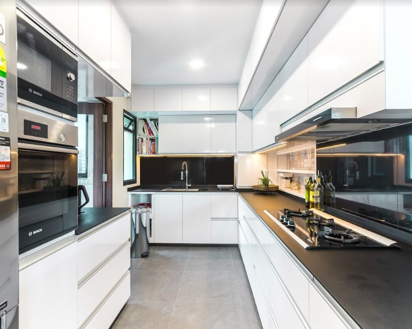 Minimal Kitchen Design For HDB | Livspace