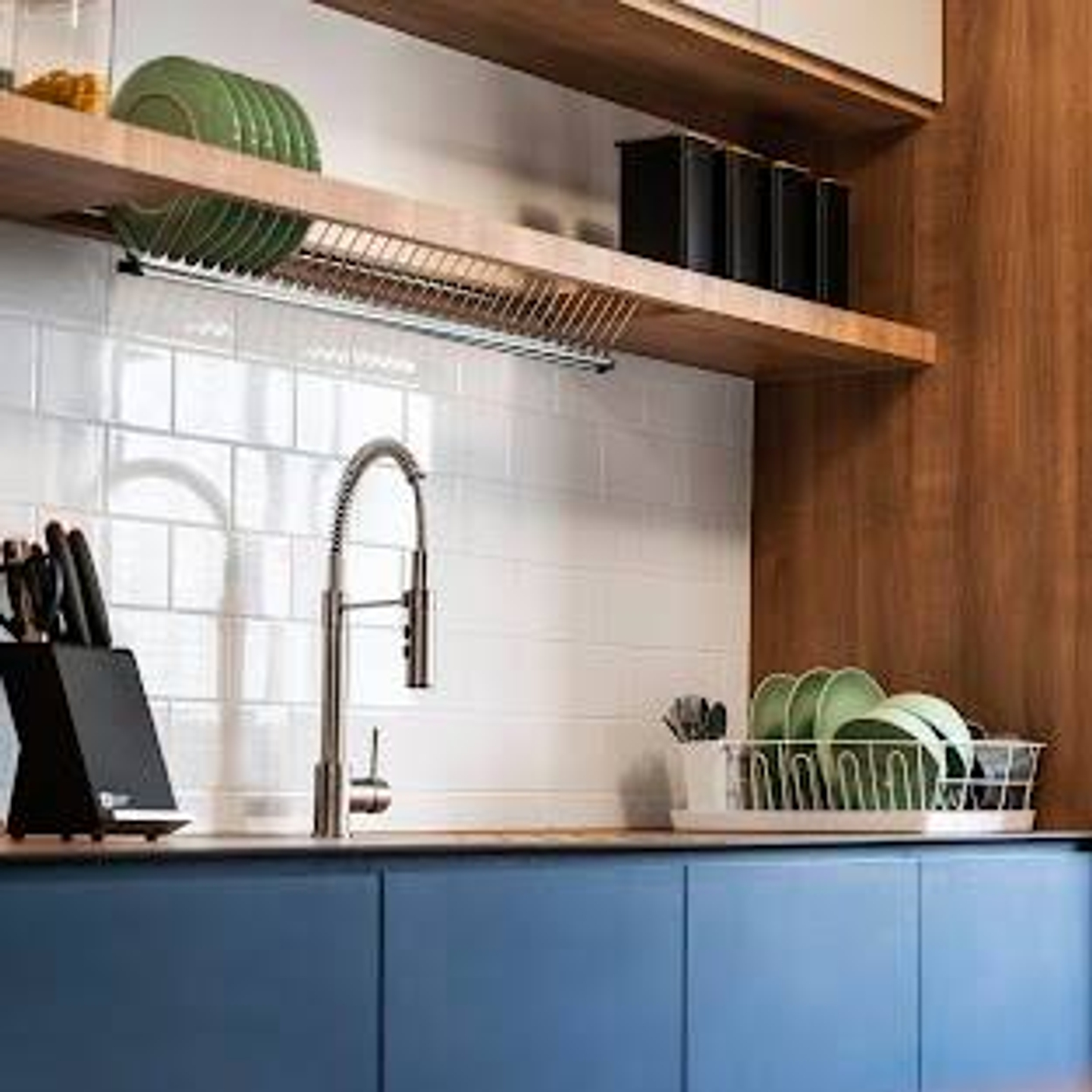 Low-Maintenance White Laminate Design With A Matte Finish - Livspace