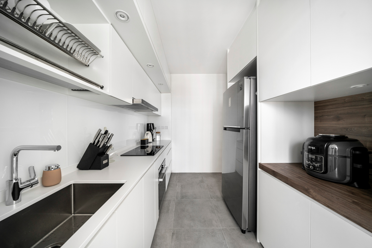 Modern White Laminates For Kitchens - Livspace