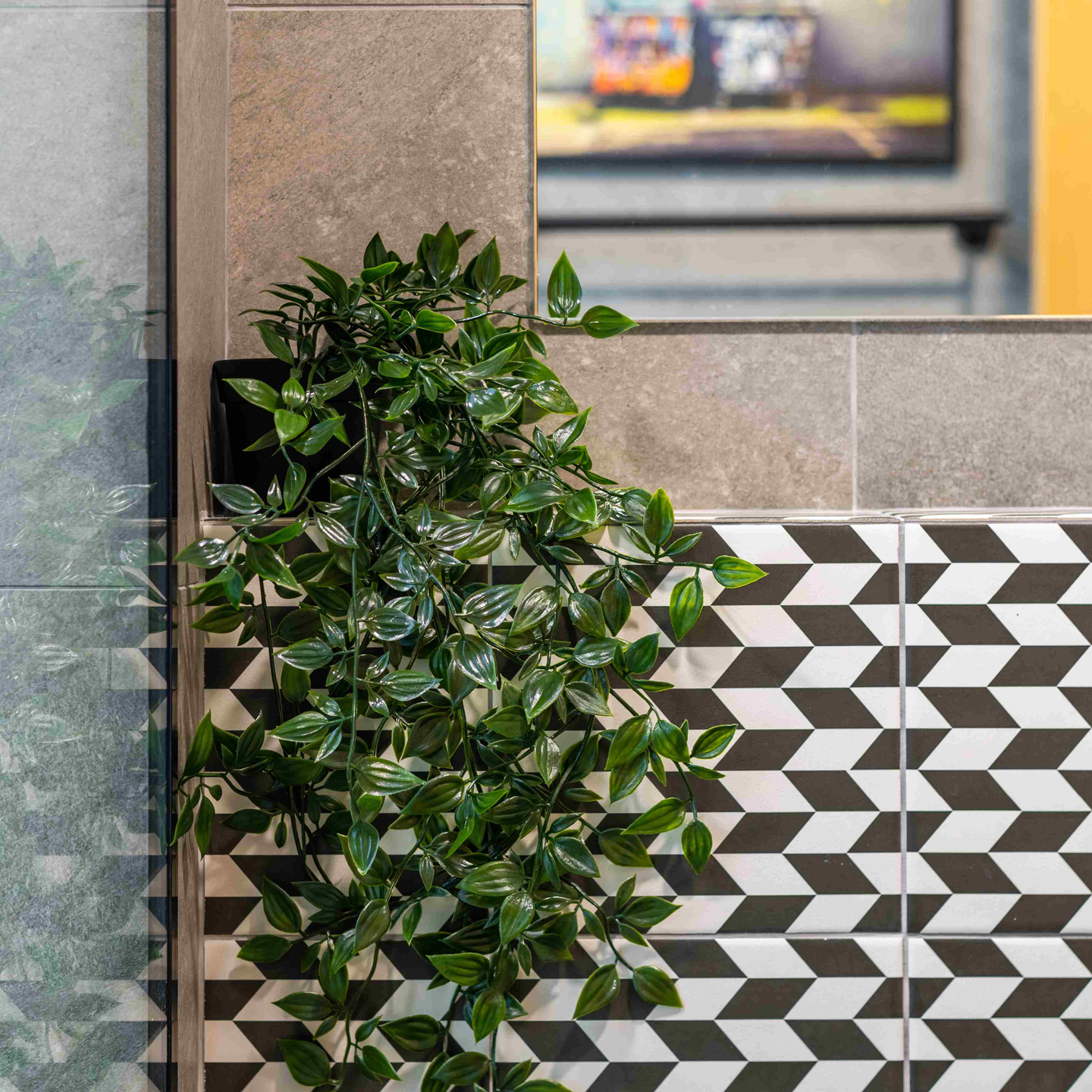 Modern Ceramic Glossy Tiles Design For The Bathroom