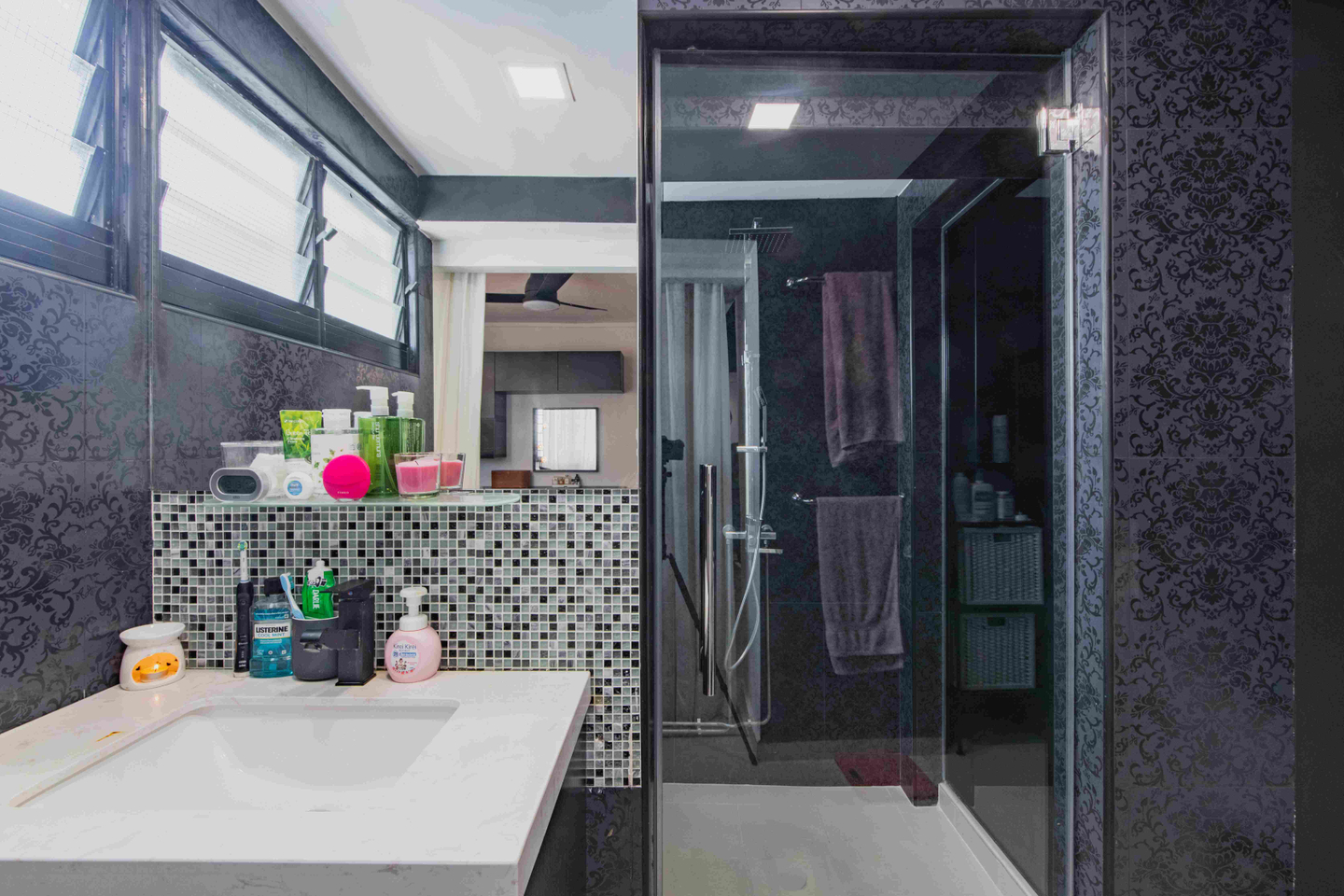 Matte Black Bathroom Tiles - Livspace
