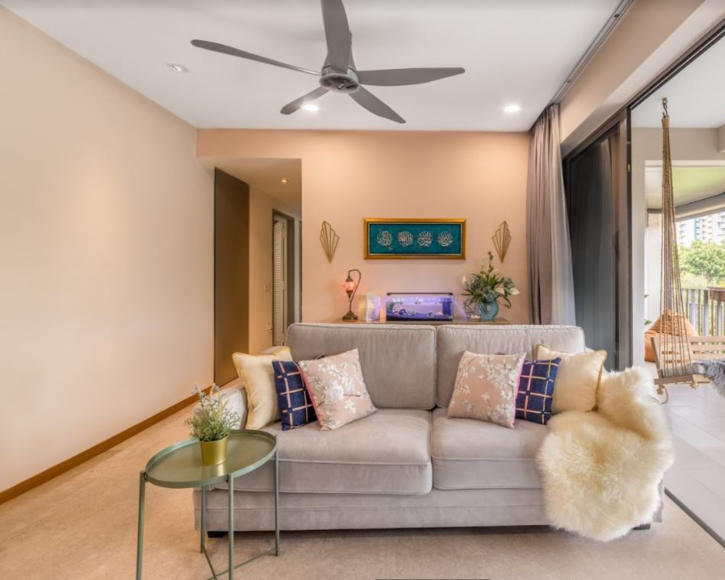 Pink Wall Paint Design With Simple Patterns Livspace