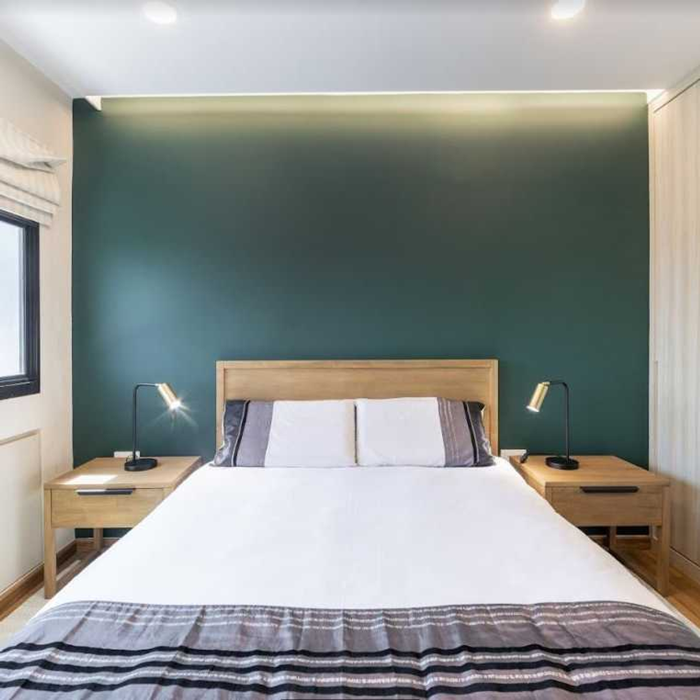 Dark-Coloured Wall Paint Design For HDB Homes | Livspace