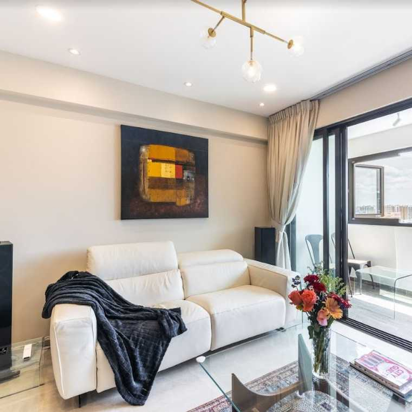 Warm Light Cream Wall Paint Design Livspace