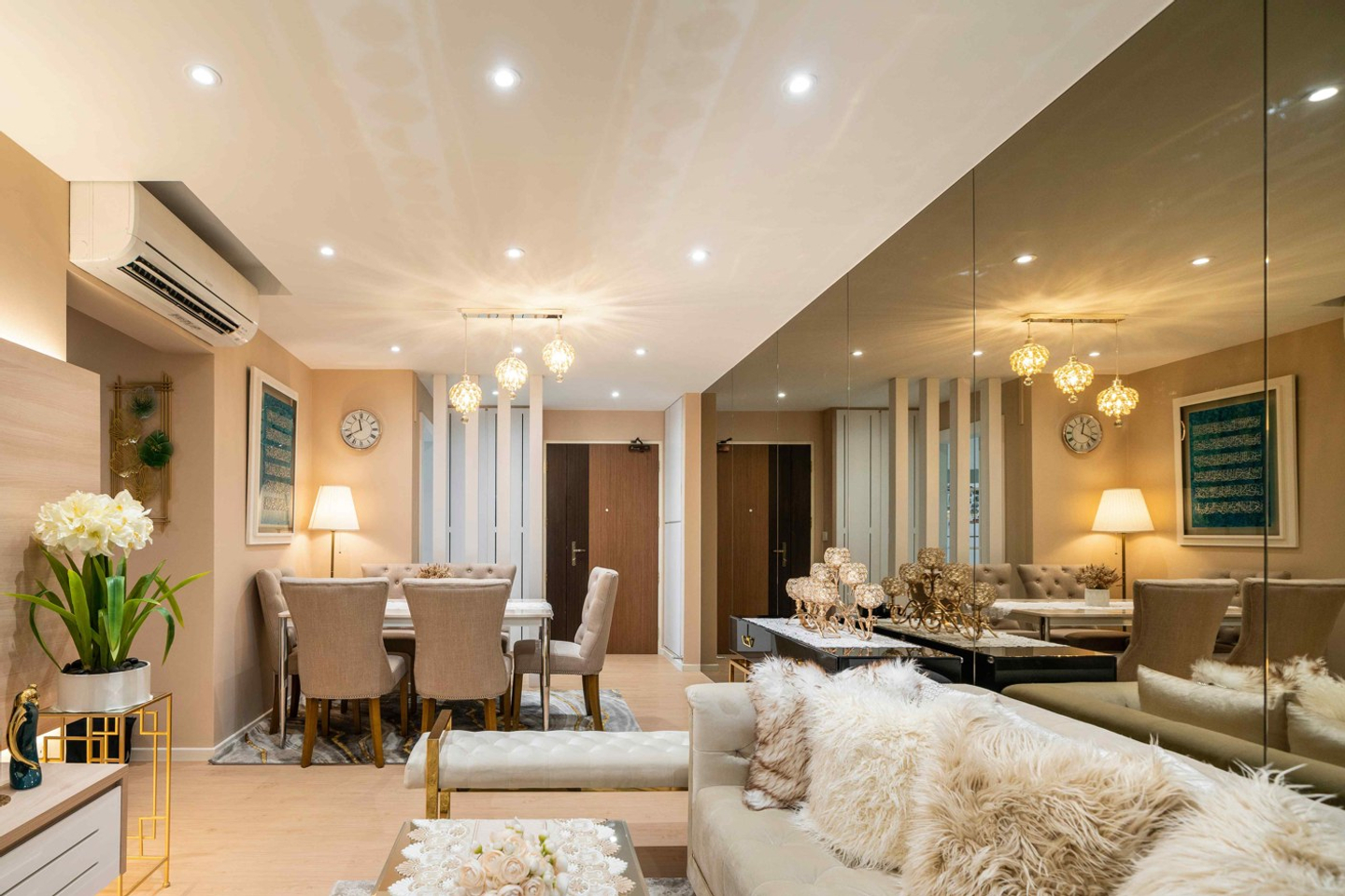 Black Mirror Wall Panels With Peach Wall Paint Design Livspace