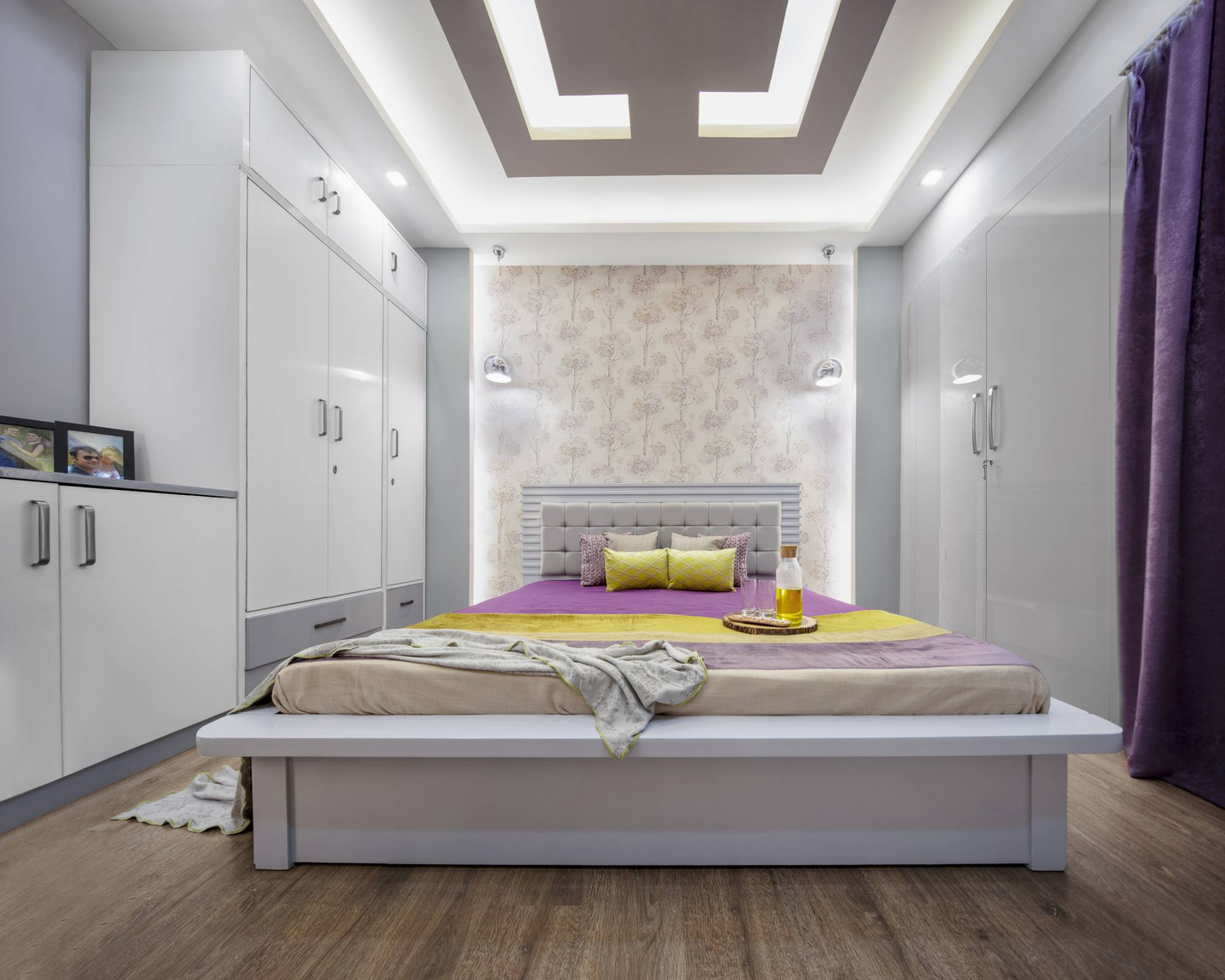 Guest Room With False Ceiling - Livspace