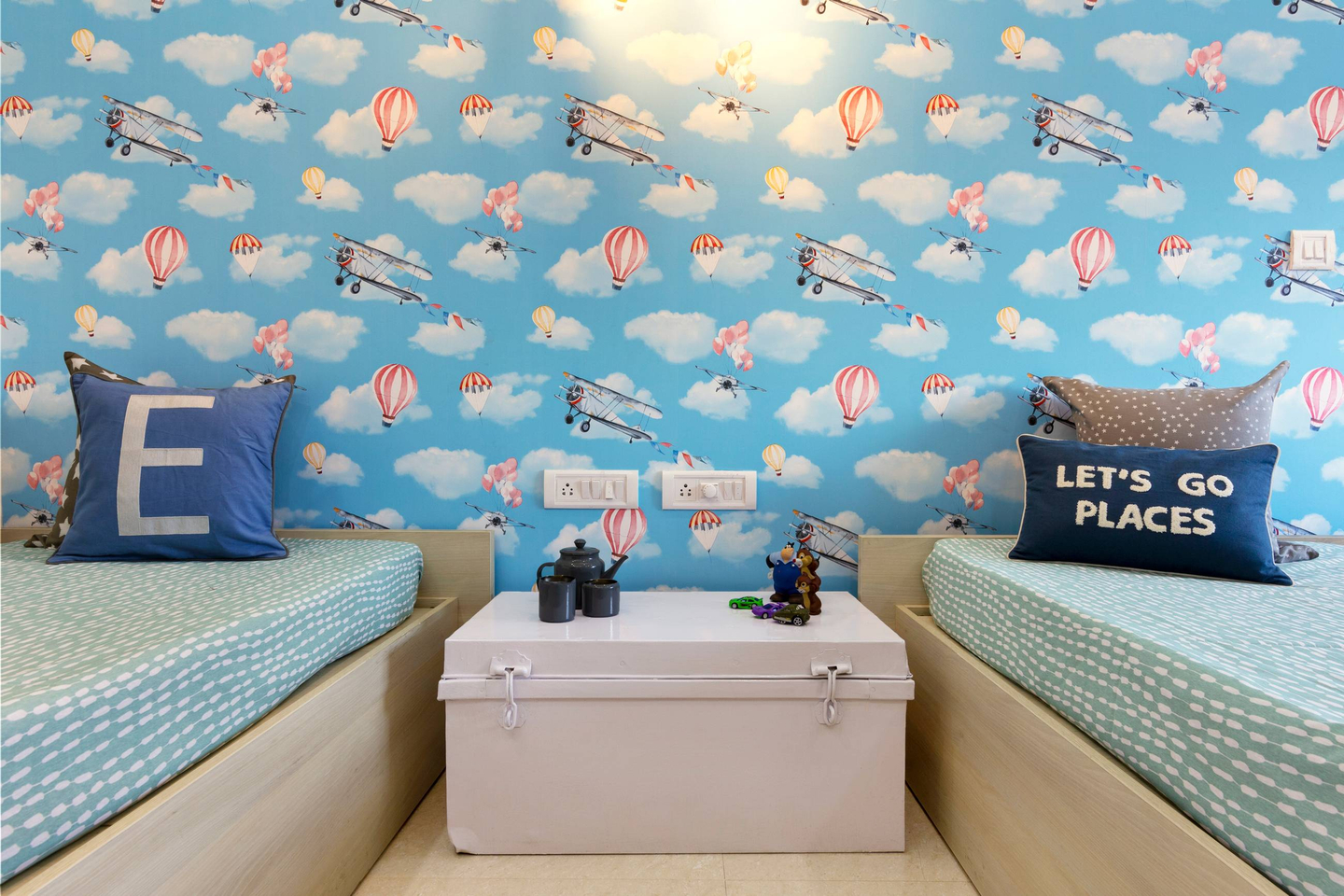 Modern Kid's Room Design With Two Single Beds