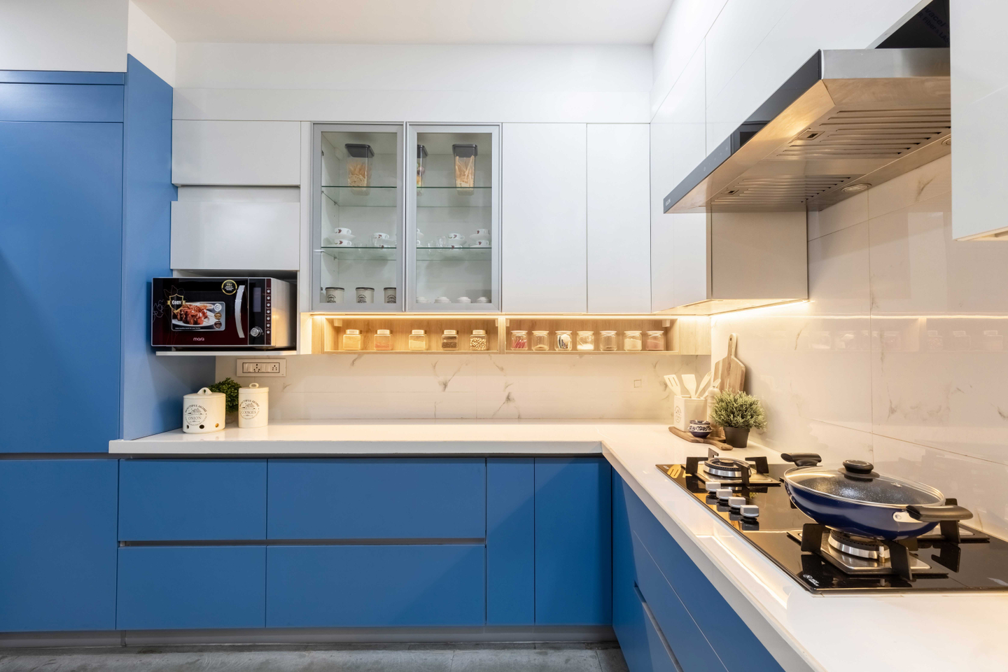Modern Modular L-Shaped Kitchen Cabinet Design