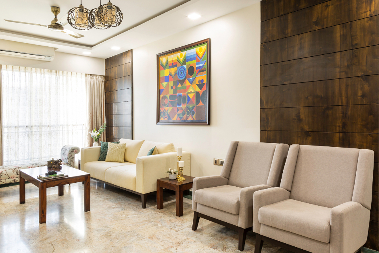 Contemporary Living Room Design With Wall Paneling And Grooves