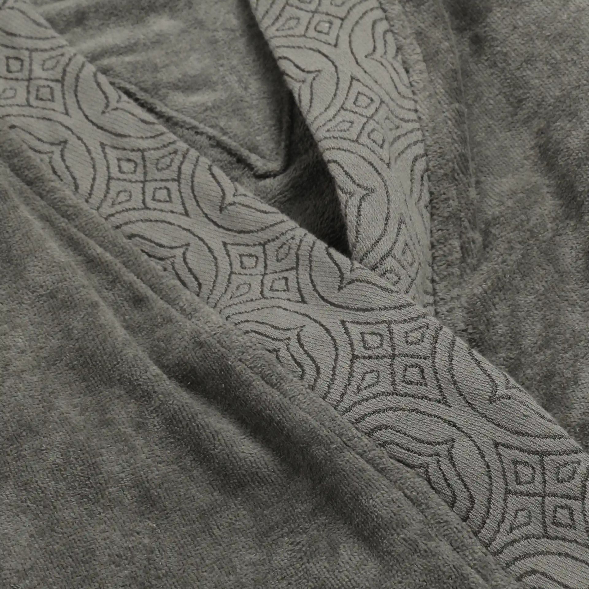 Solid Jacquard 360 GSM 100% Cotton Grey Large Bath Robe | De Jacquard