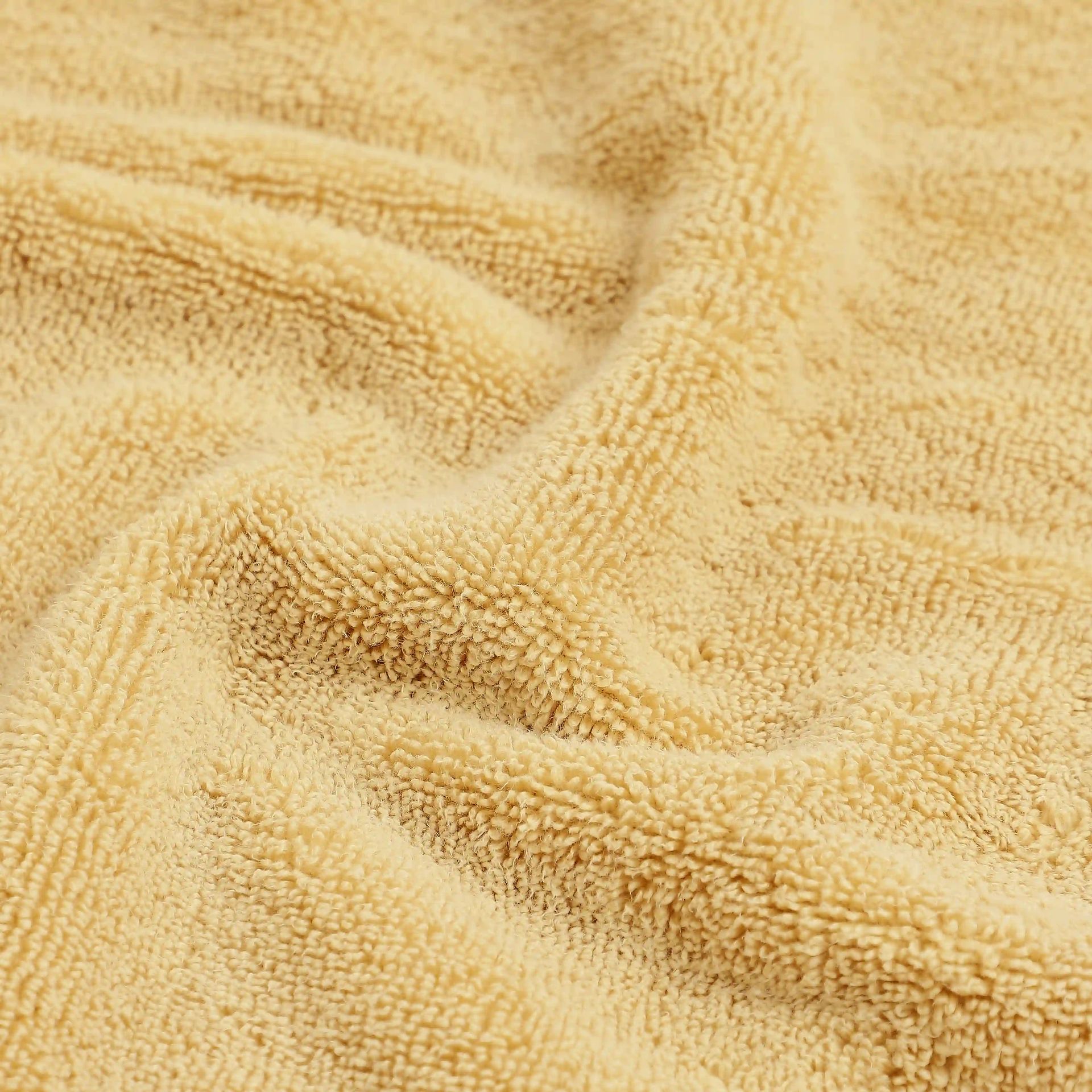 Solid Dyed 550 GSM 100% Cotton Beige Bath Towel | Pelushe