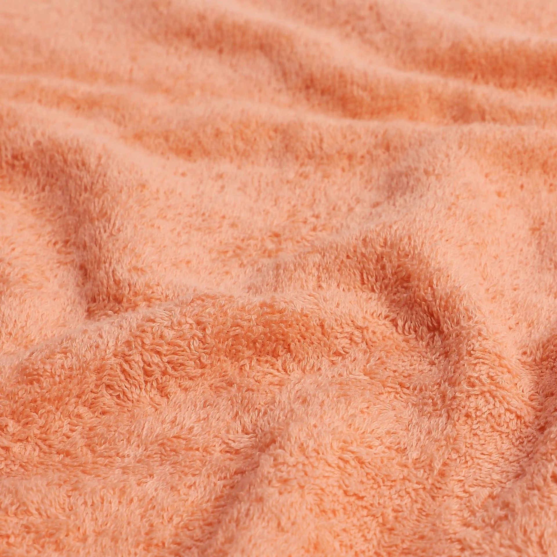 Solid Dyed 475 GSM 100% Cotton Peach Fuzz Bath Towel | Paleto