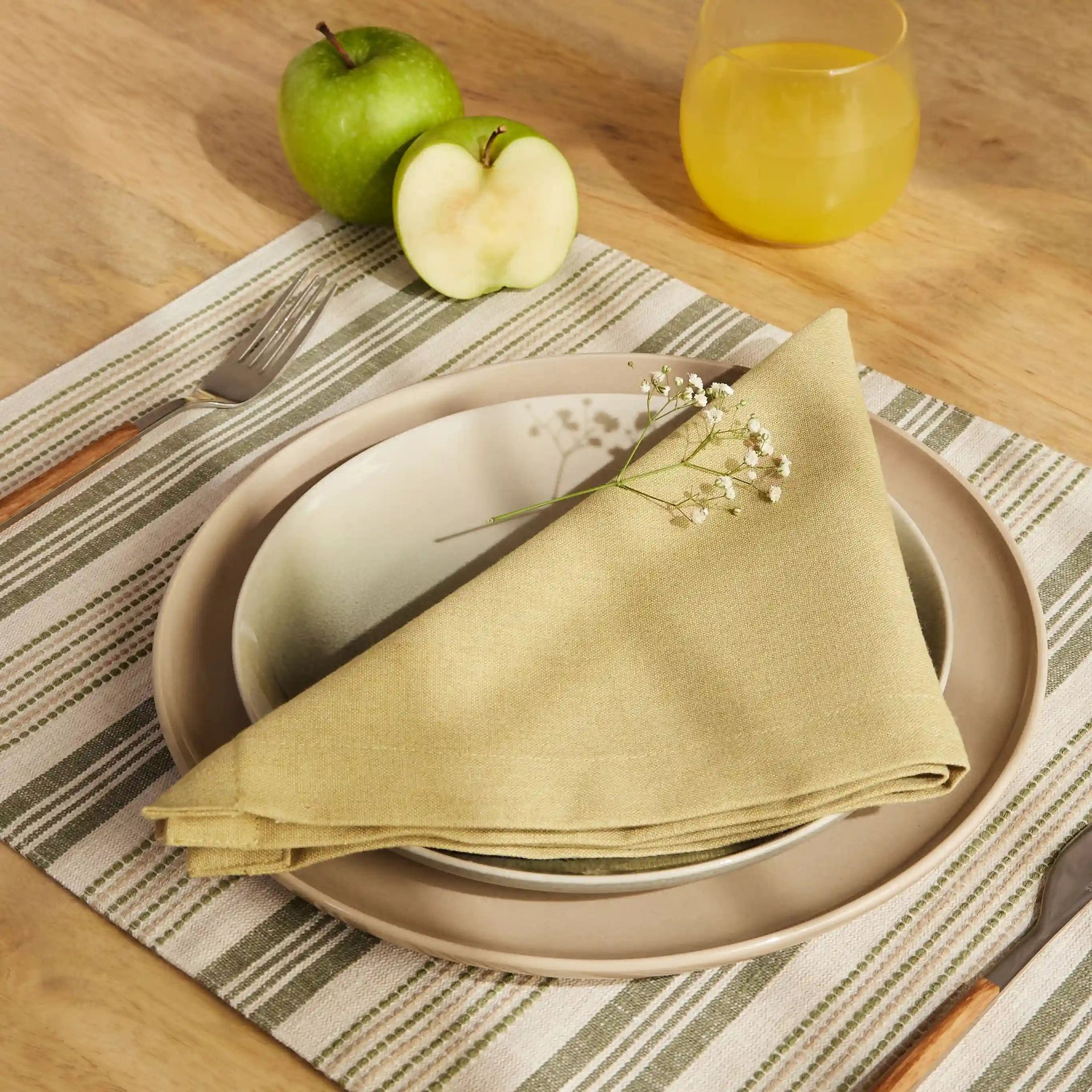 Solid Dyed 215 GSM 100% Cotton Yellow Set of 4 Table Napkin | Kaleida