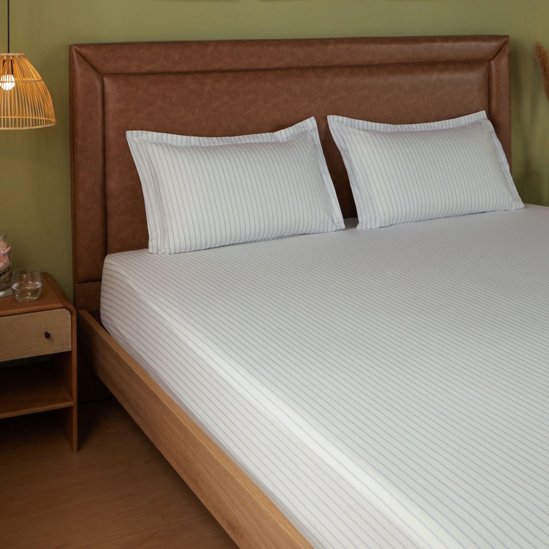 Geometric 144 TC 100% Cotton Blue Single Bedsheet Set | Bloomshire Classic