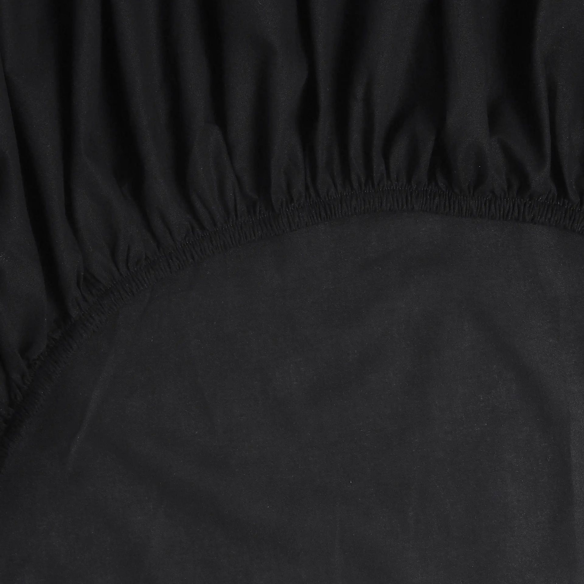 Solid Dyed 144 TC 100% Cotton Black Queen Fitted Sheet Set | Paleto