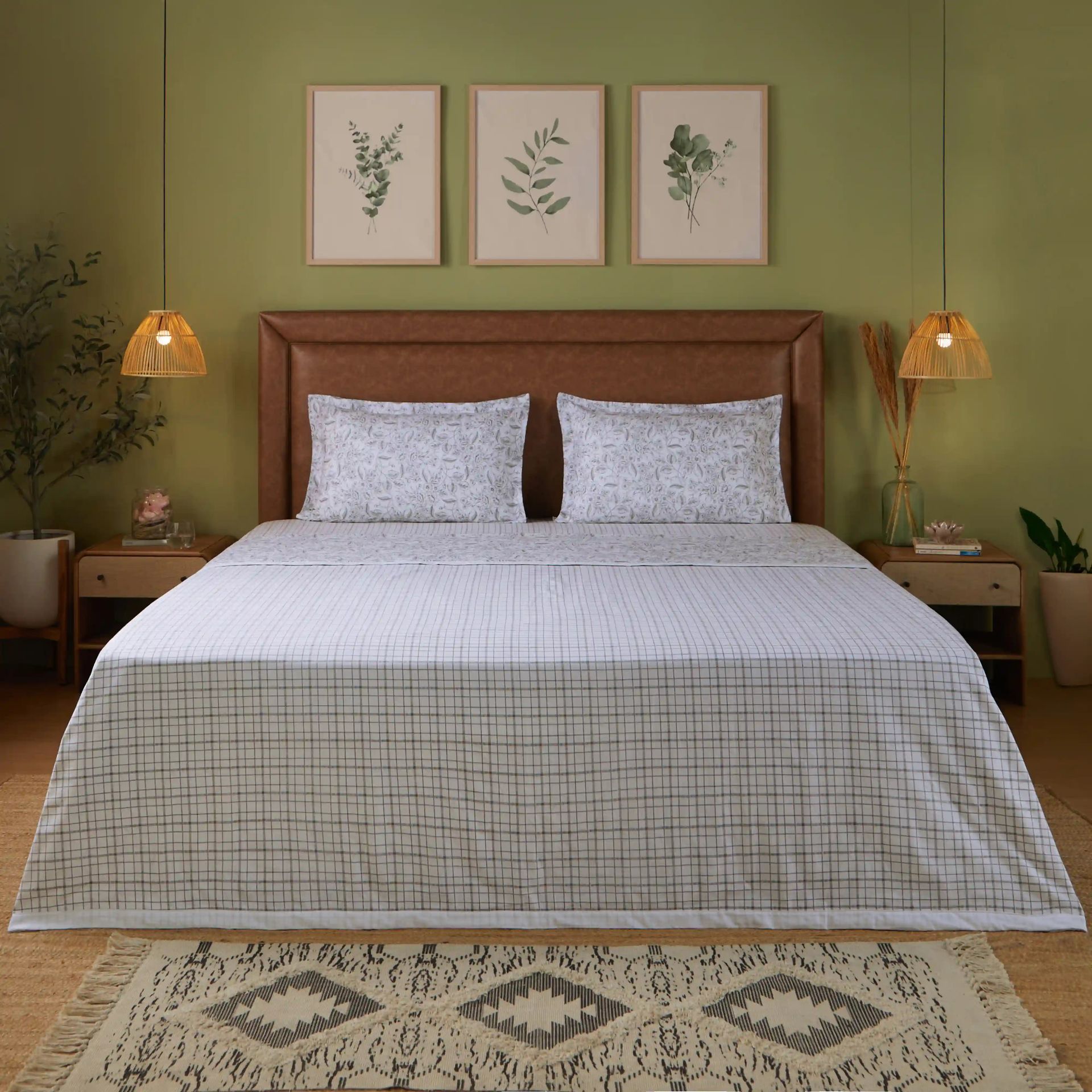 Floral Geometric 144 TC 100% Cotton Charcoal Checks Double Bedding Set | Mishella