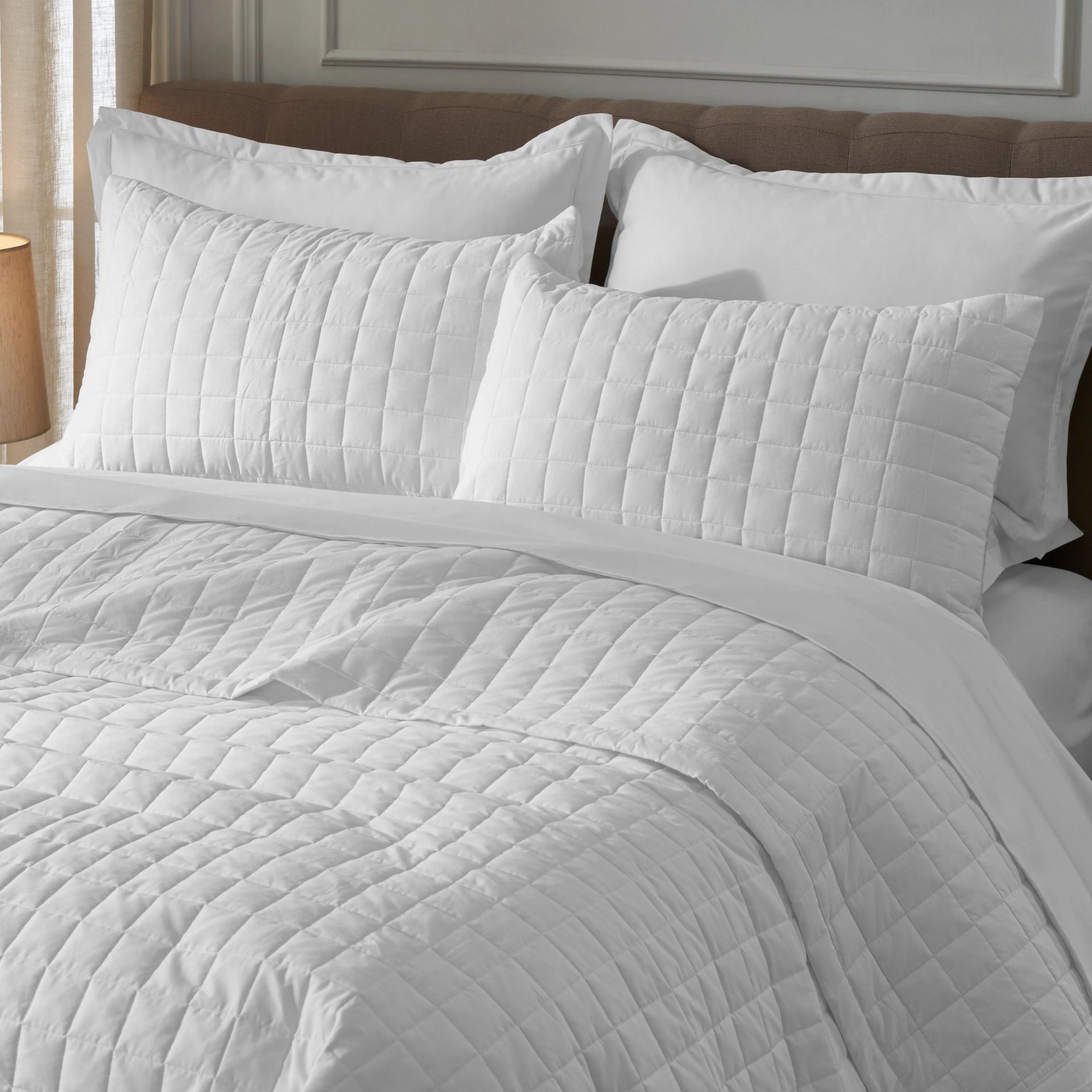 Box Quilted Solid 200 TC 100% Cotton Percale Optical White King Bed Cover Set | Nuvola