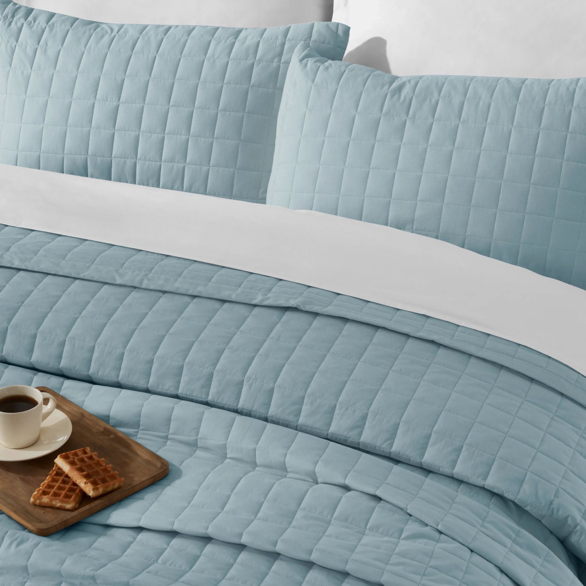 Box Quilted Solid 200 TC 100% Cotton Percale French Blue King Bed Cover Set | Nuvola