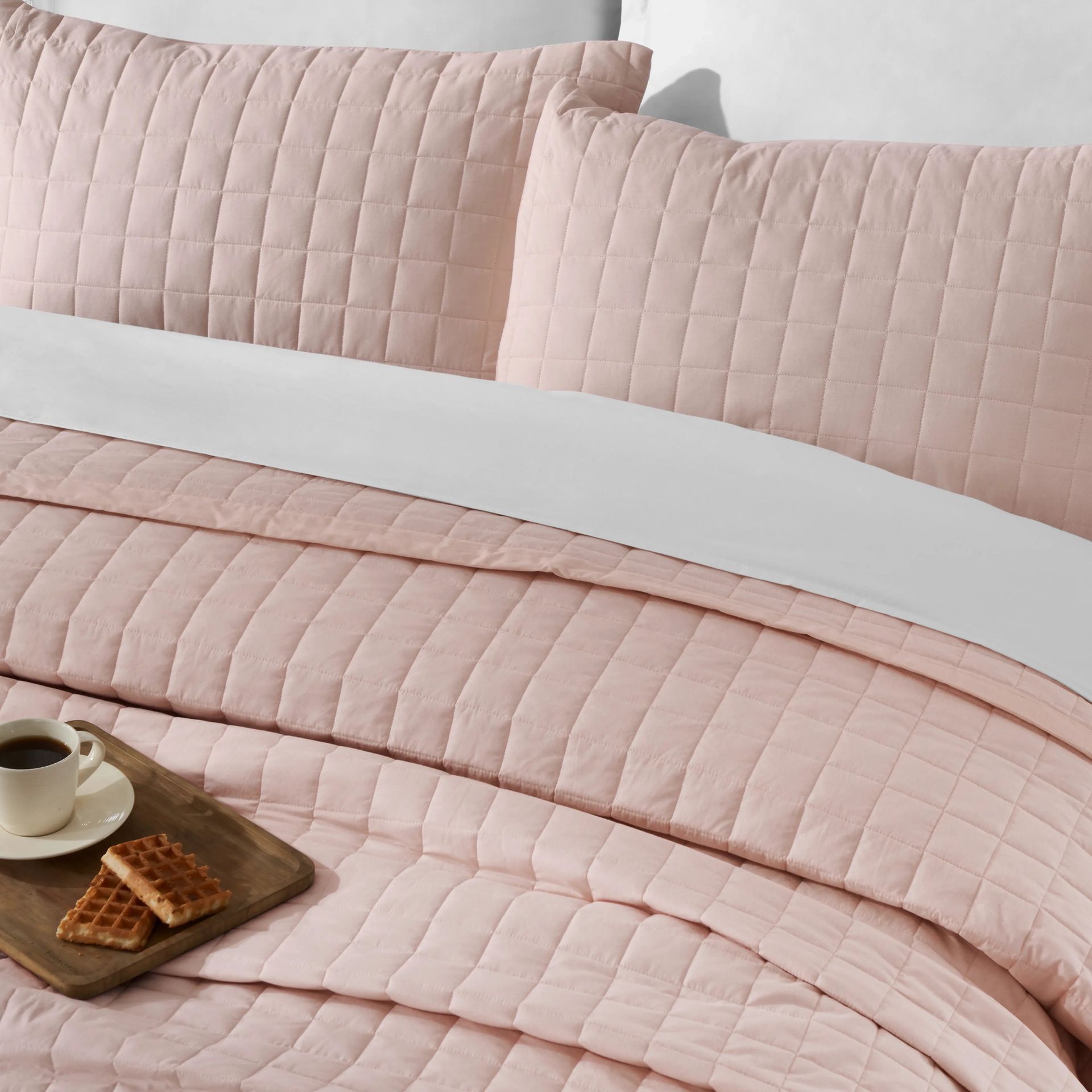 Box Quilted Solid 200 TC 100% Cotton Percale Sepia Rose King Bed Cover Set | Nuvola