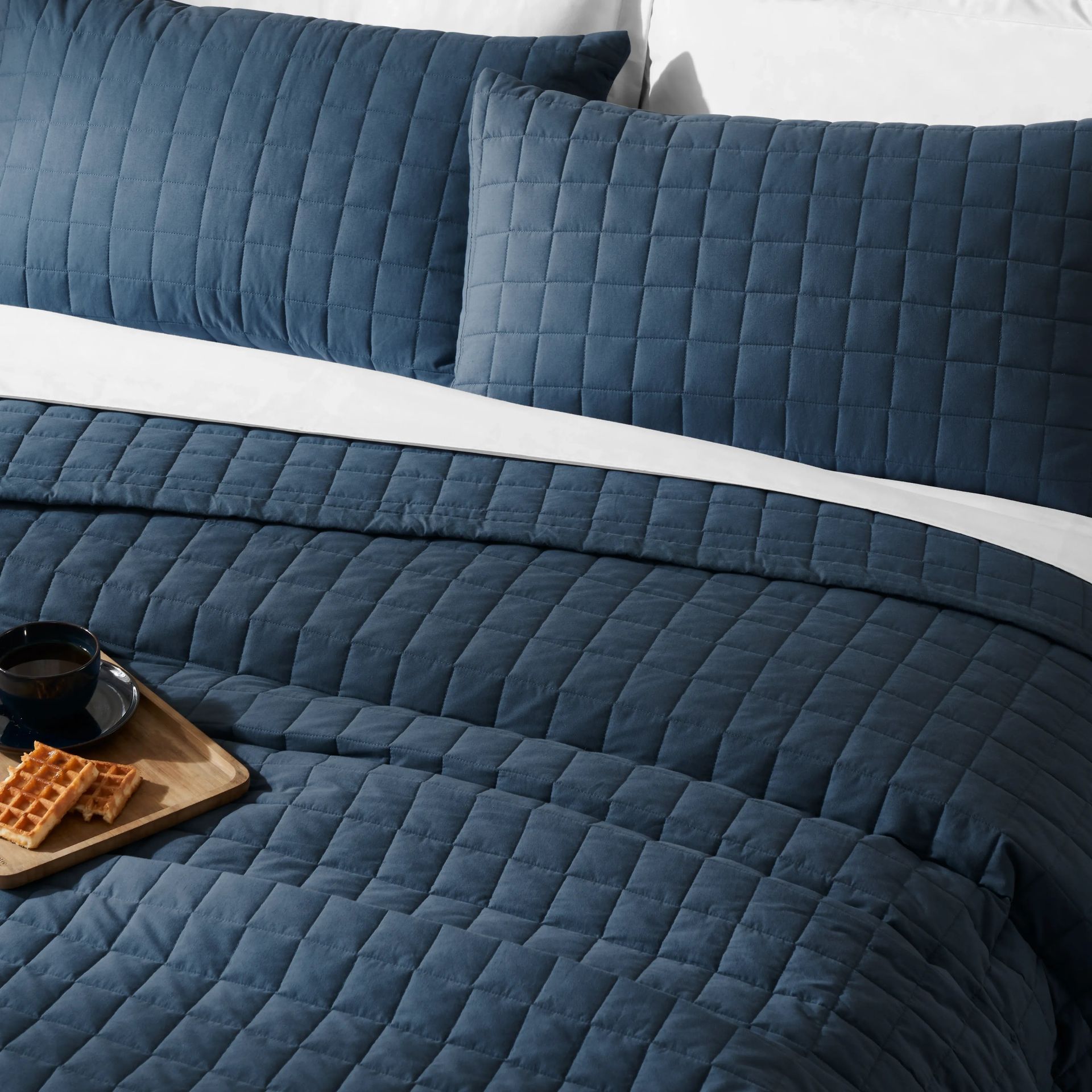 Box Quilted Solid 200 TC 100% Cotton Percale Estate Blue King Bed Cover Set | Nuvola