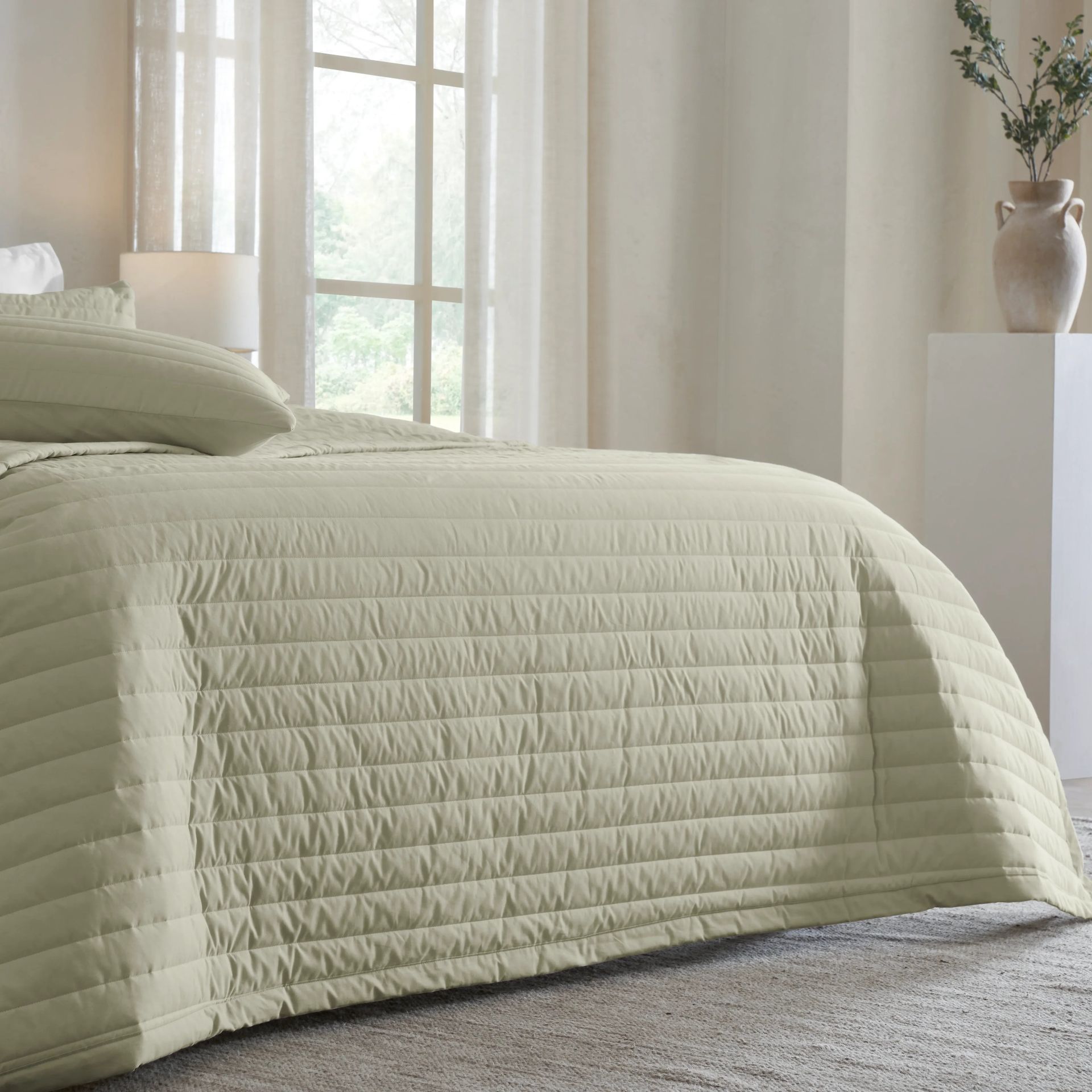 Straight Quilted Solid 200 TC 100% Cotton Percale Linen King Bed Cover Set | Nuvola