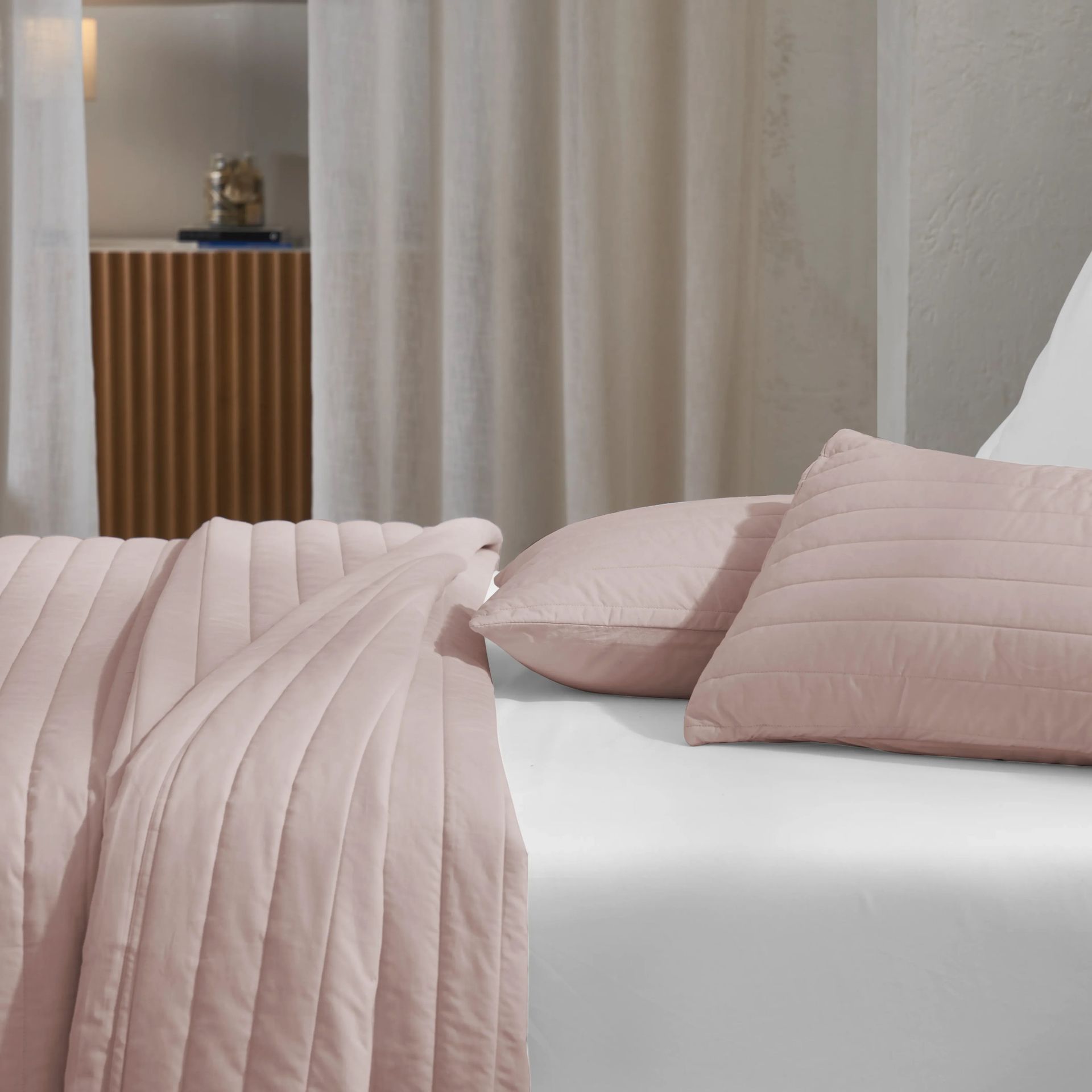 Straight Quilted Solid 200 TC 100% Cotton Percale Sepia Rose King Bed Cover Set | Nuvola
