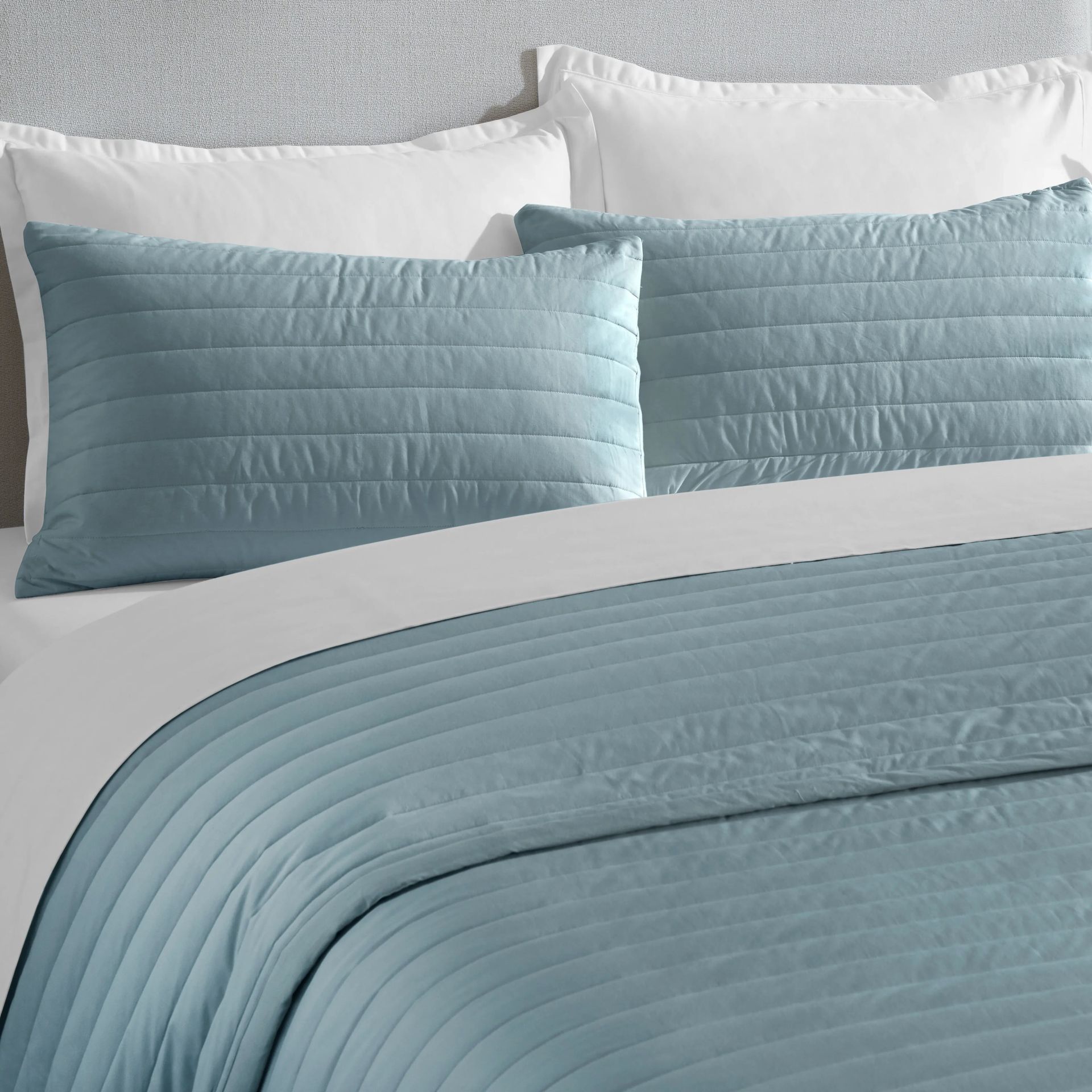 Straight Quilted Solid 200 TC 100% Cotton Percale Estate Blue King Bed Cover Set | Nuvola