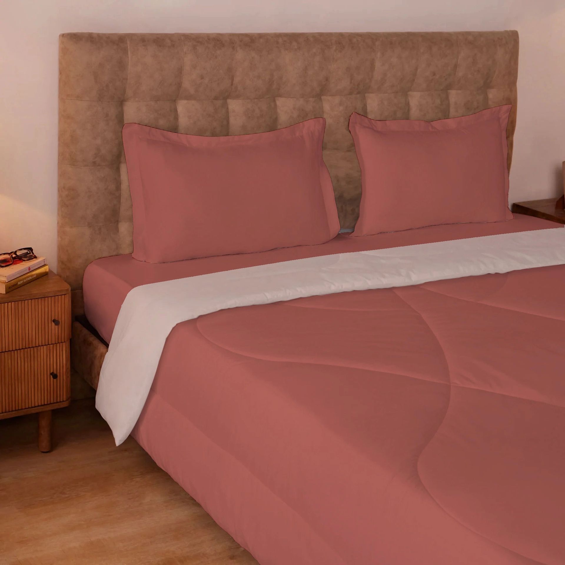 Solid 300 GSM 100% Cotton Burnt Sienna & Peach King Comforter | Plumelle
