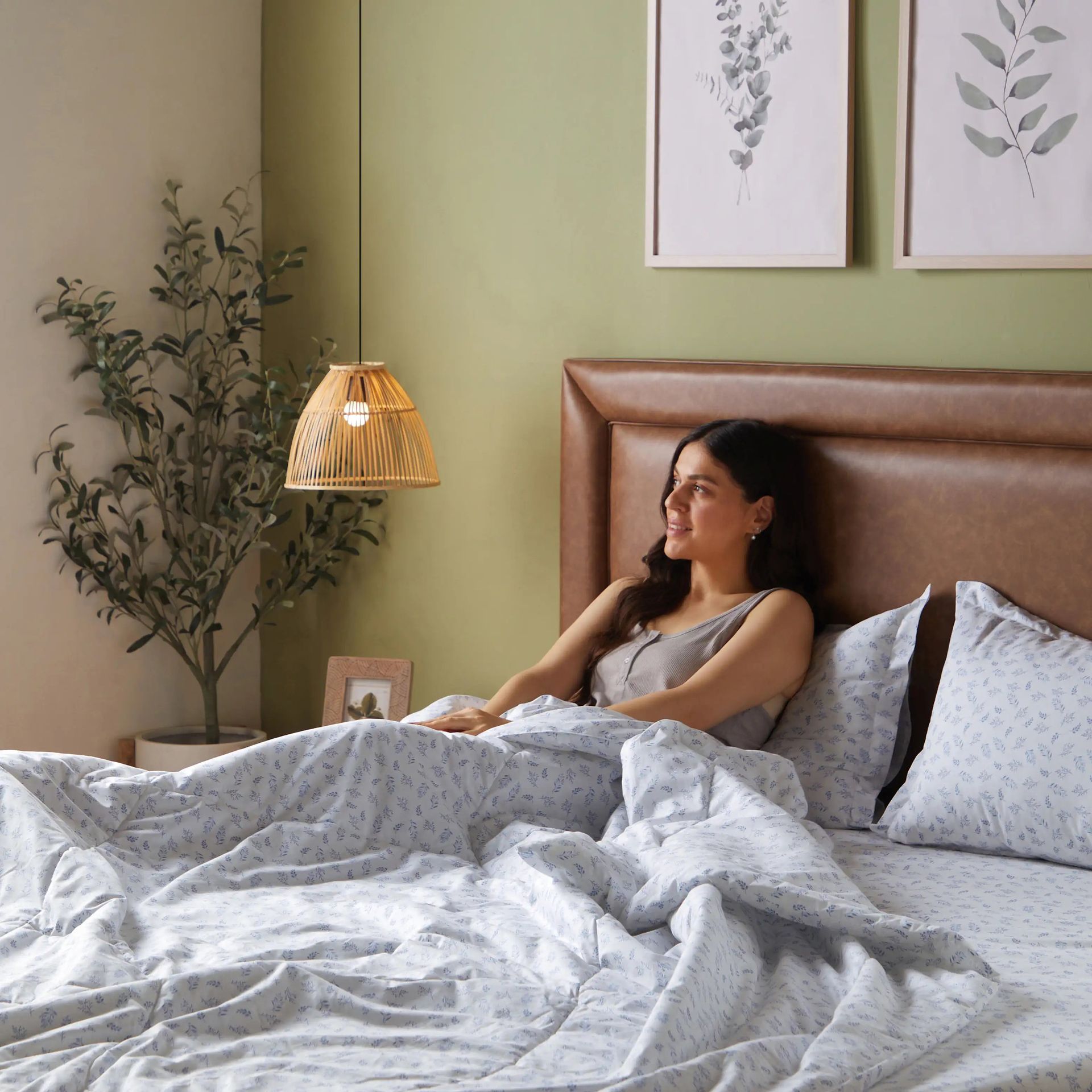Floral 120 GSM 100% Cotton Purple Double Comforter | Bloomshire Classic