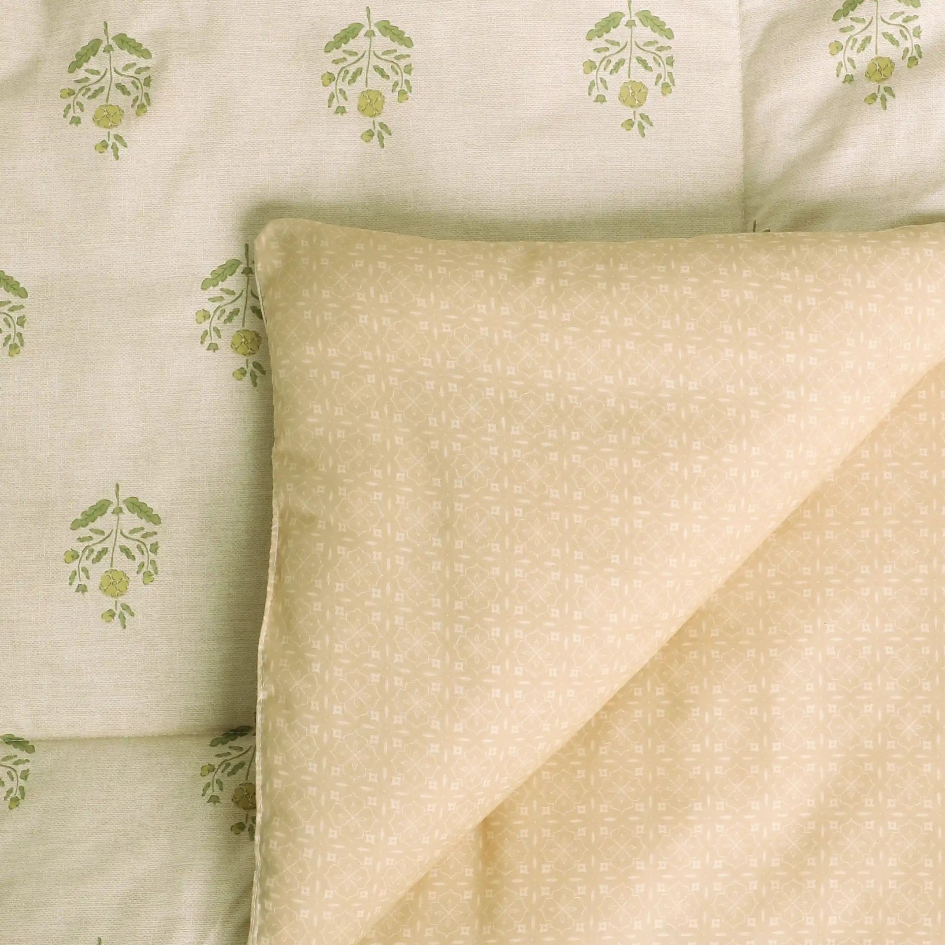 Indian Heritage GSM 100% Cotton Indian Moss Double Comforter | Chippa Lane
