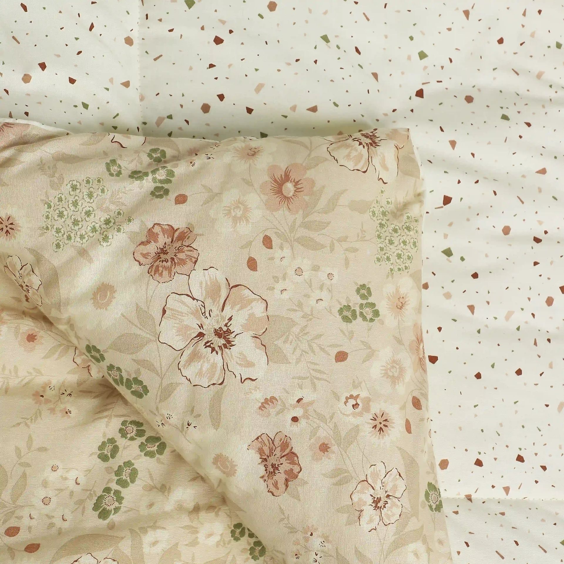 Floral Geometric 144 GSM 100% Cotton Cream Double Comforter | Mishella