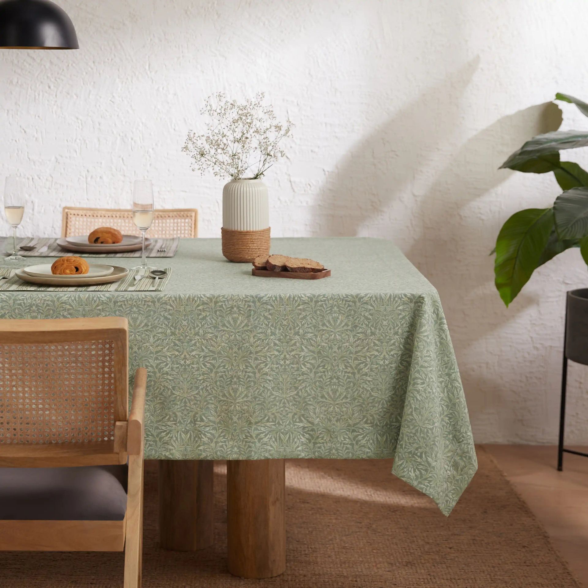 Floral 321 GSM 85% Polyester Green 4 Seater Table Cloth | Kaleida