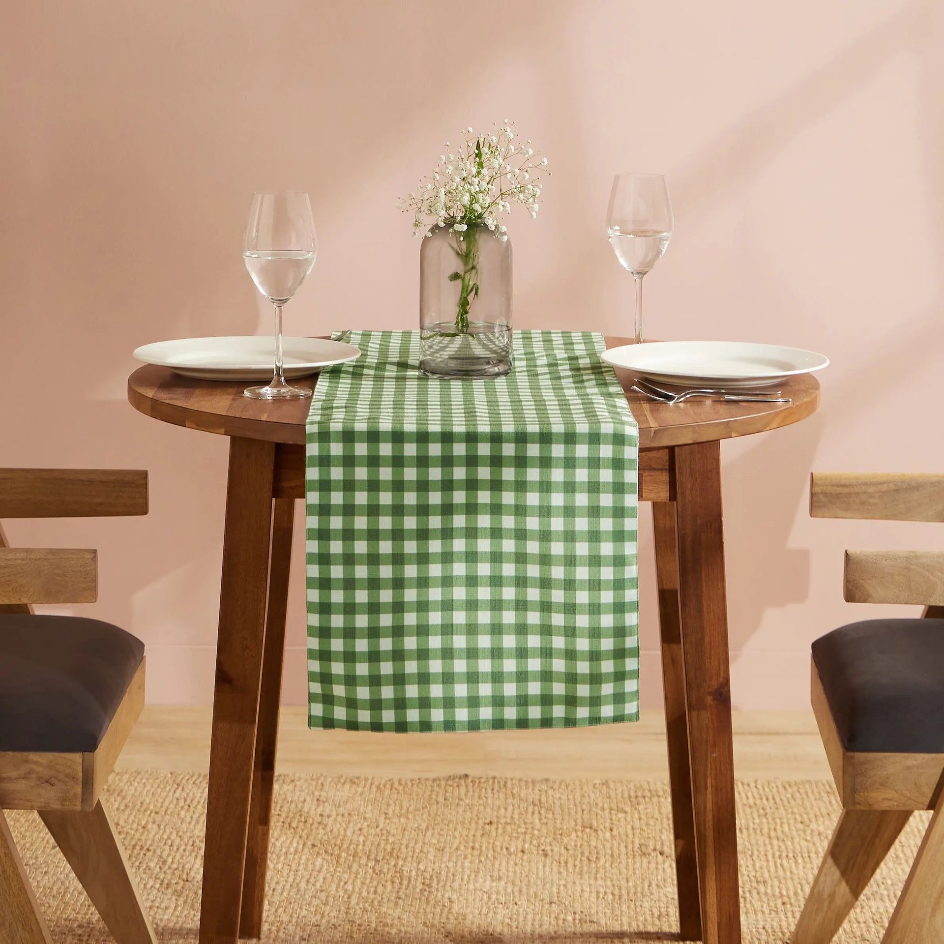 Big Gingham 319 GSM 100% Polyester Green Table Runner | Nonna's Home