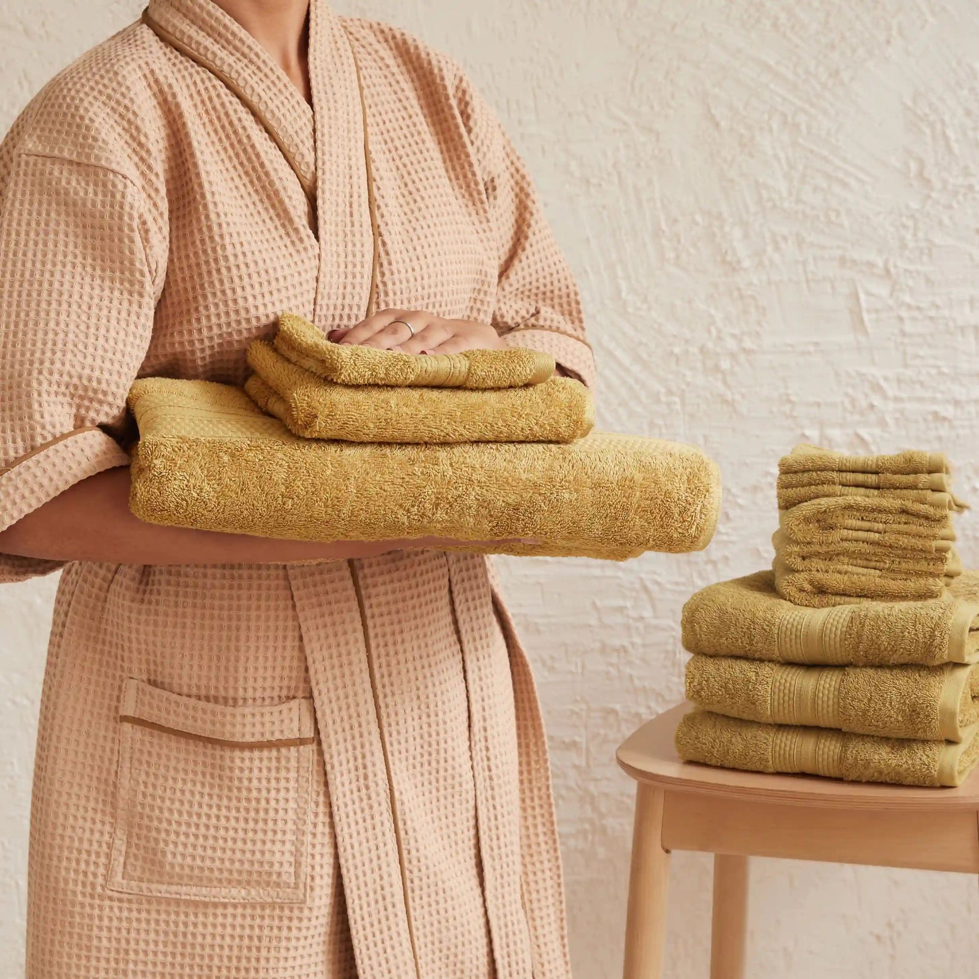 Solid Dyed 475 GSM 100% Cotton Beige 12 Piece Towel Set | Paleto