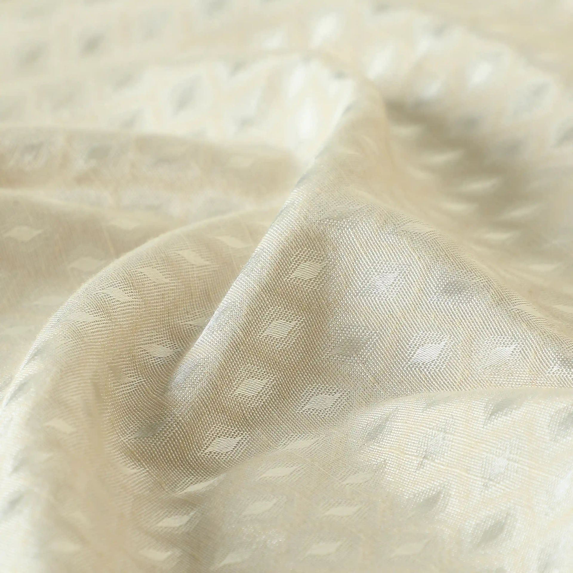 Jacquard Polyester Cotton blend Creamy Dune Set of 2 Window Curtains | De Jacquard Classic