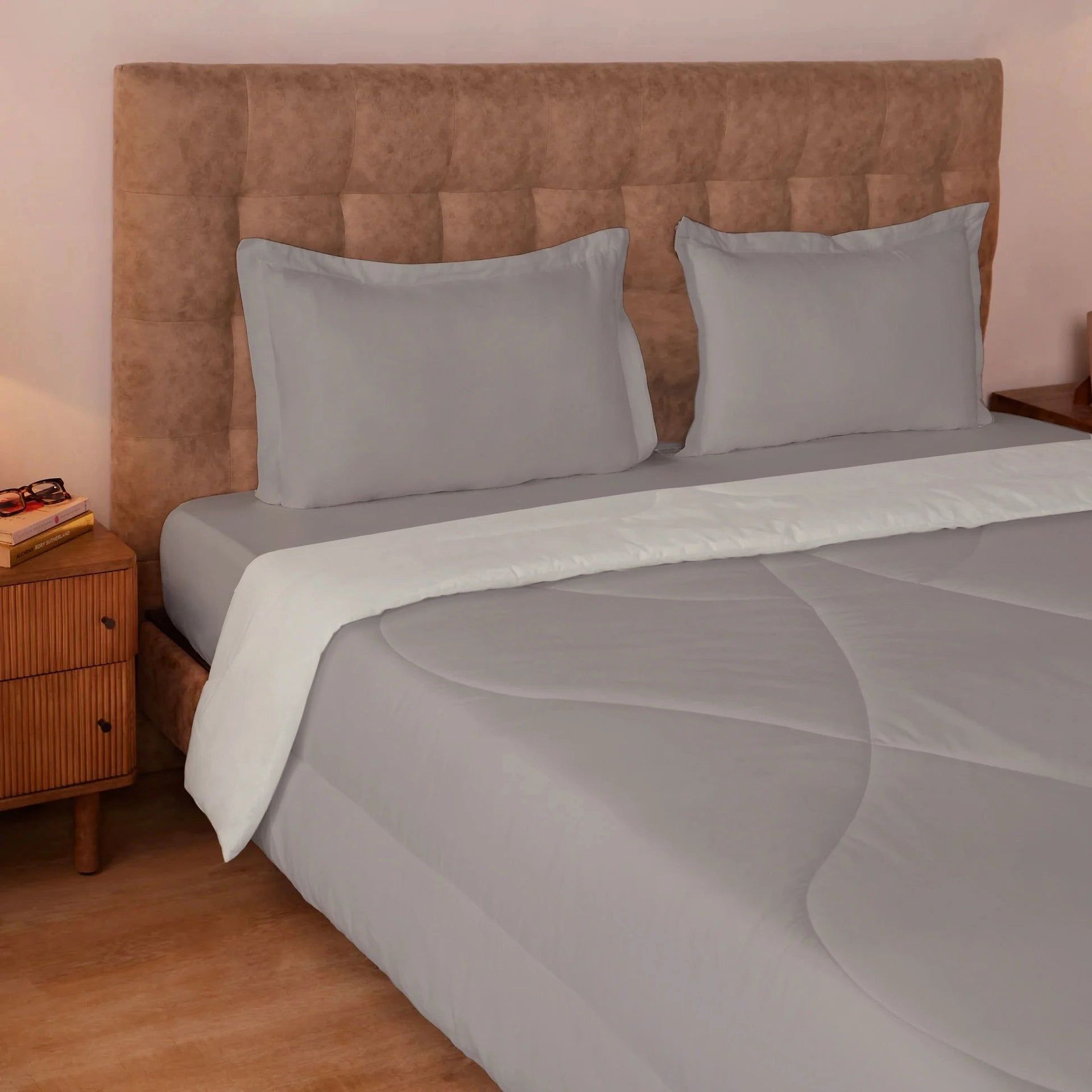 Solid 150 GSM 100% Cotton Pristine Dove King Comforter | Plumelle