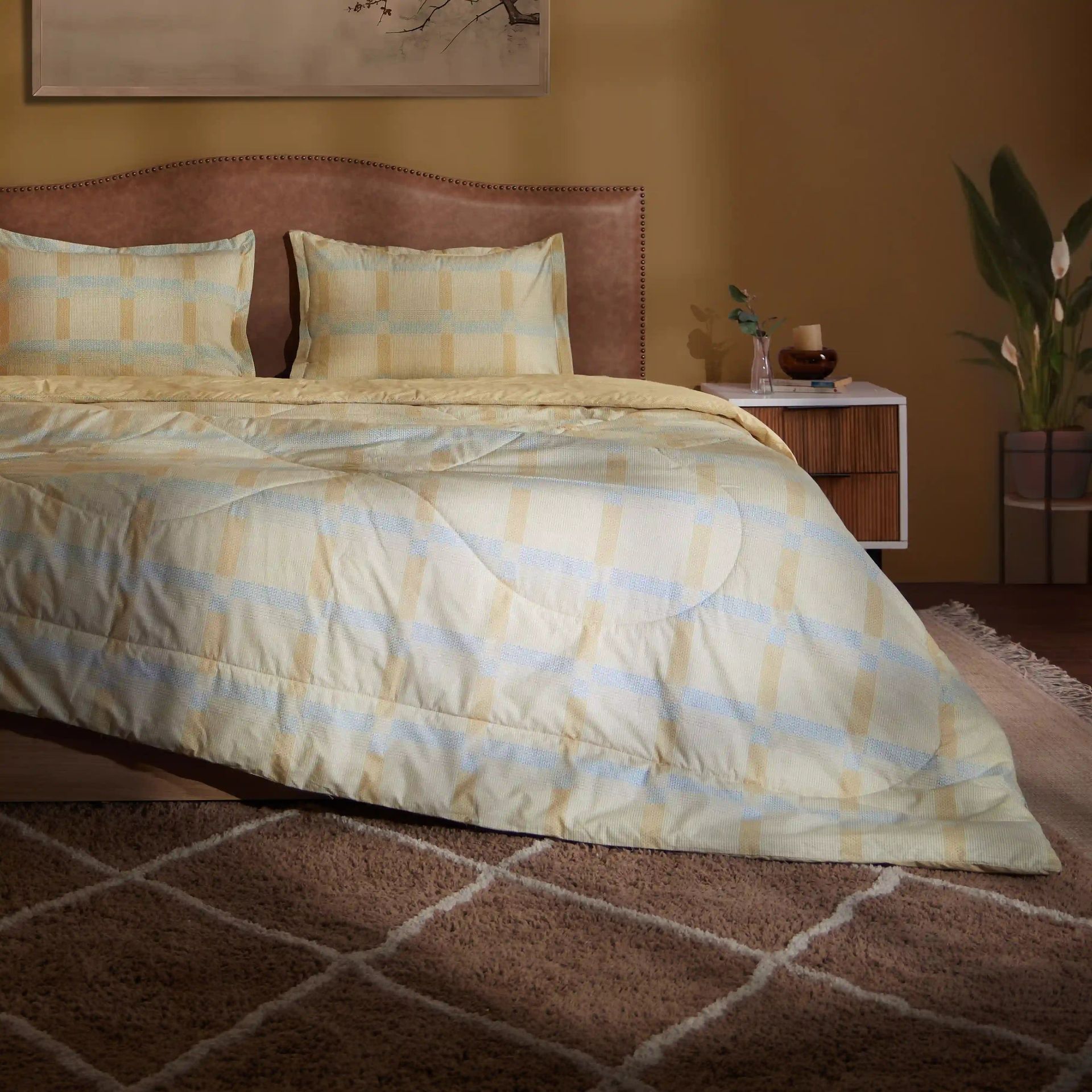 Geometric 120 GSM 100% Cotton Sand Double Comforter | Threadscapes