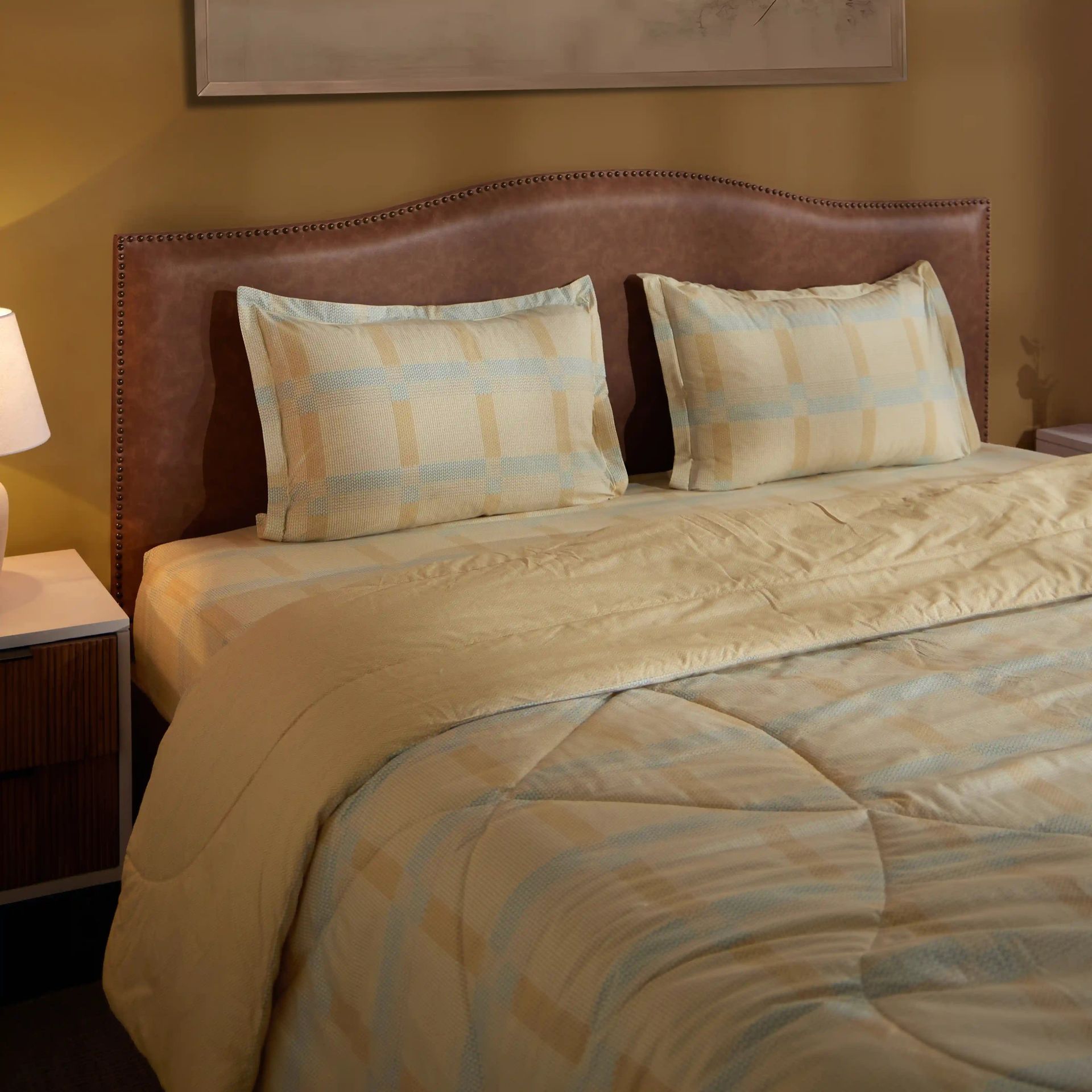 Geometric 120 GSM 100% Cotton Sand Double Comforter | Threadscapes