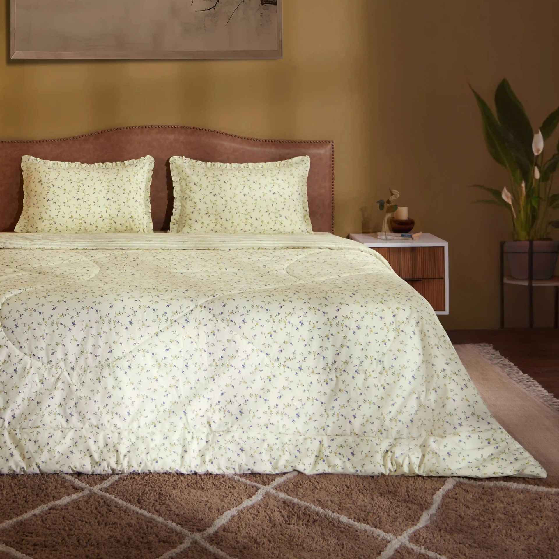 Floral 120 GSM 100% Cotton Cream Bloom Double Comforter | Bloomshire Luxe