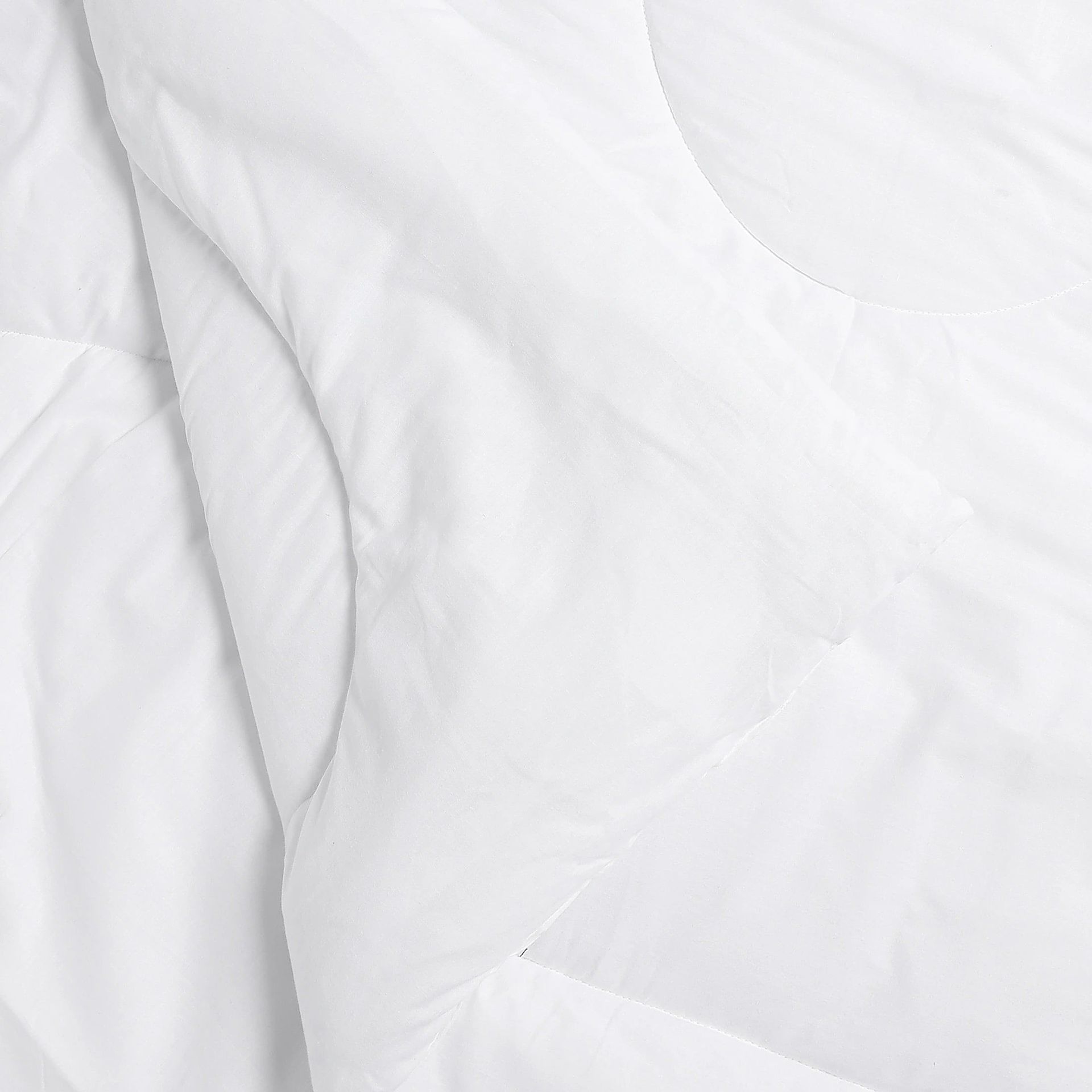 Solid Dyed 240 GSM Cotton White Double Comforter | Paleto