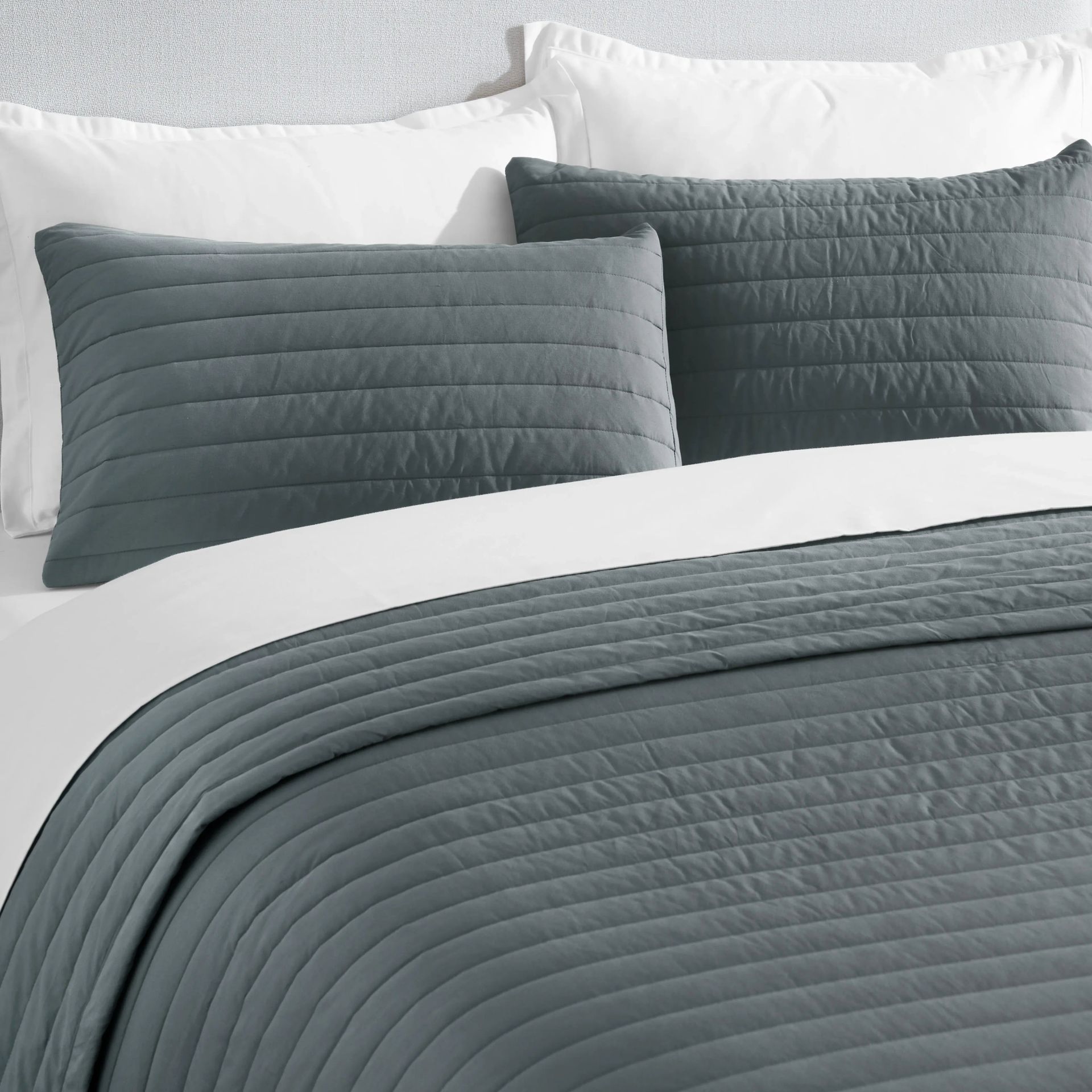 Straight Quilted Solid 200 TC 100% Cotton Percale Charcoal King Bed Cover Set | Nuvola