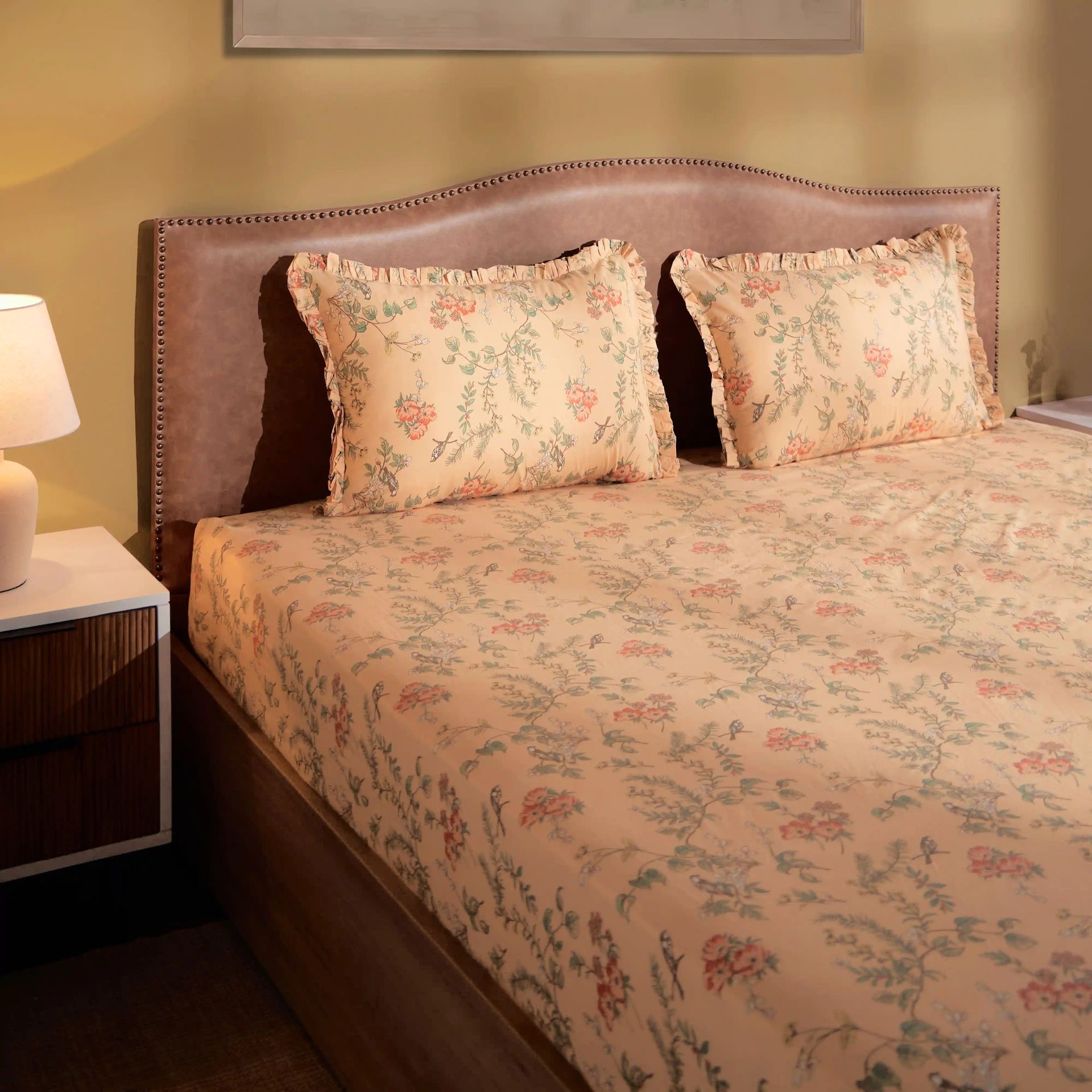 Floral 200 TC Cotton Peach Double Bedsheet Set | Bloomshire Luxe