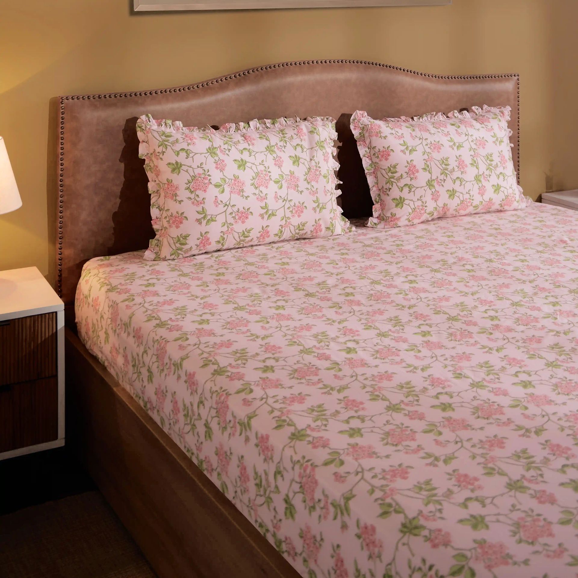 Floral 200 TC Cotton Pink Double Bedsheet Set | Bloomshire Luxe