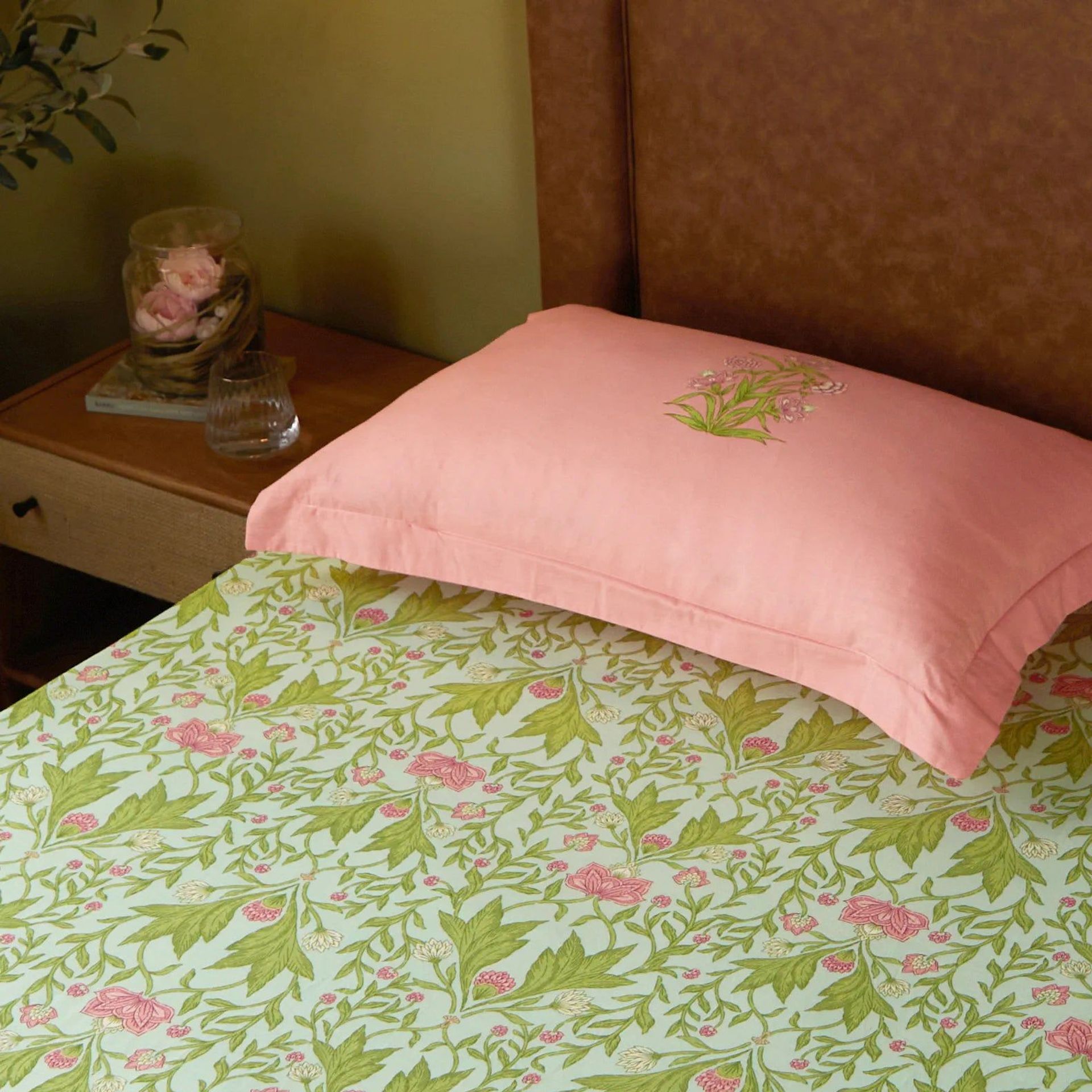 Indian Heritage 144 TC 100% Cotton Sage Mint Single Bedsheet Set | Chippa Lane