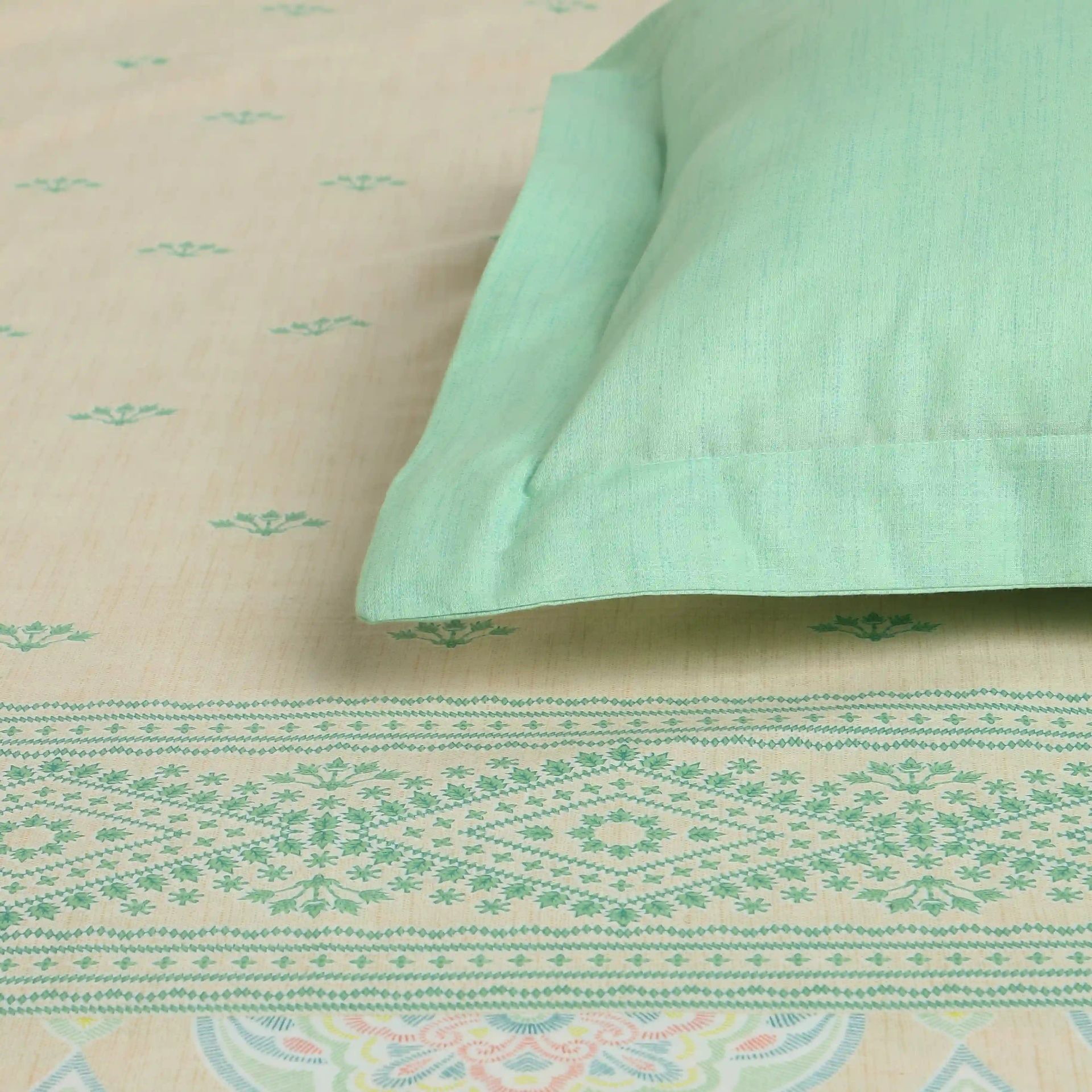 Indian Heritage 144 TC 100% Cotton Sage Super King Bedsheet Set | Chippa Lane