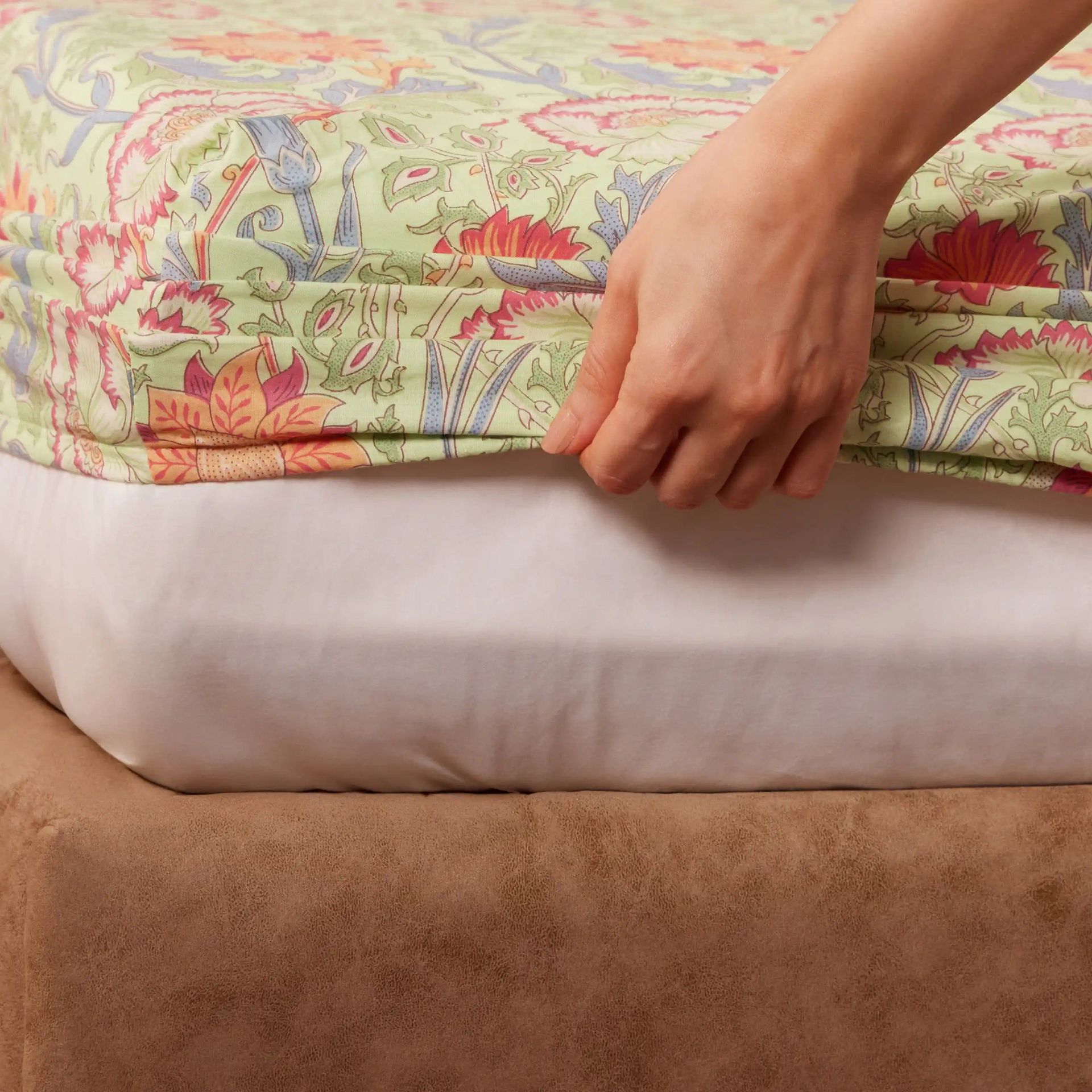 Indian Heritage 144 TC 100% Cotton Green Queen Fitted Sheet Set | Chippa Lane
