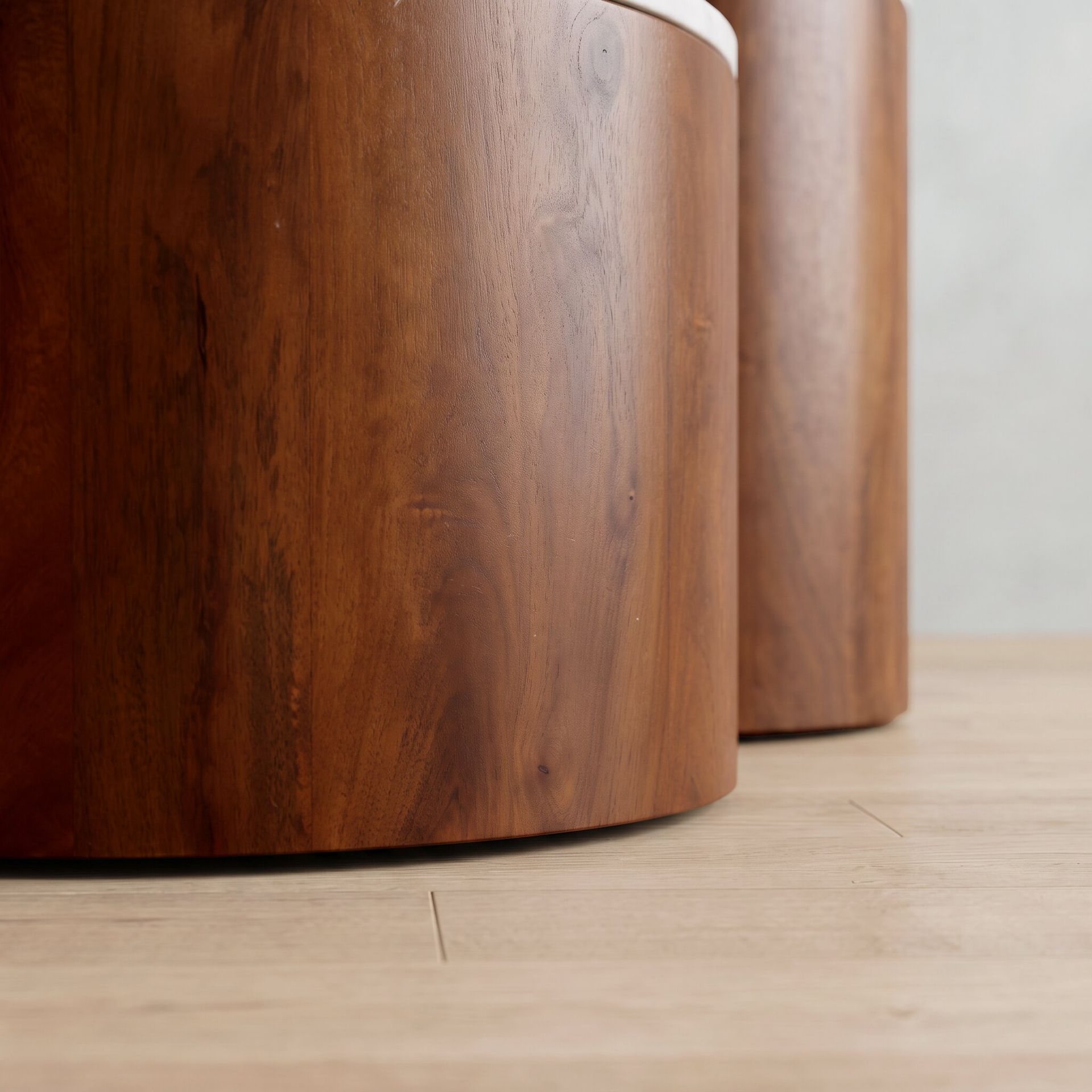 Eldrid Nesting Table