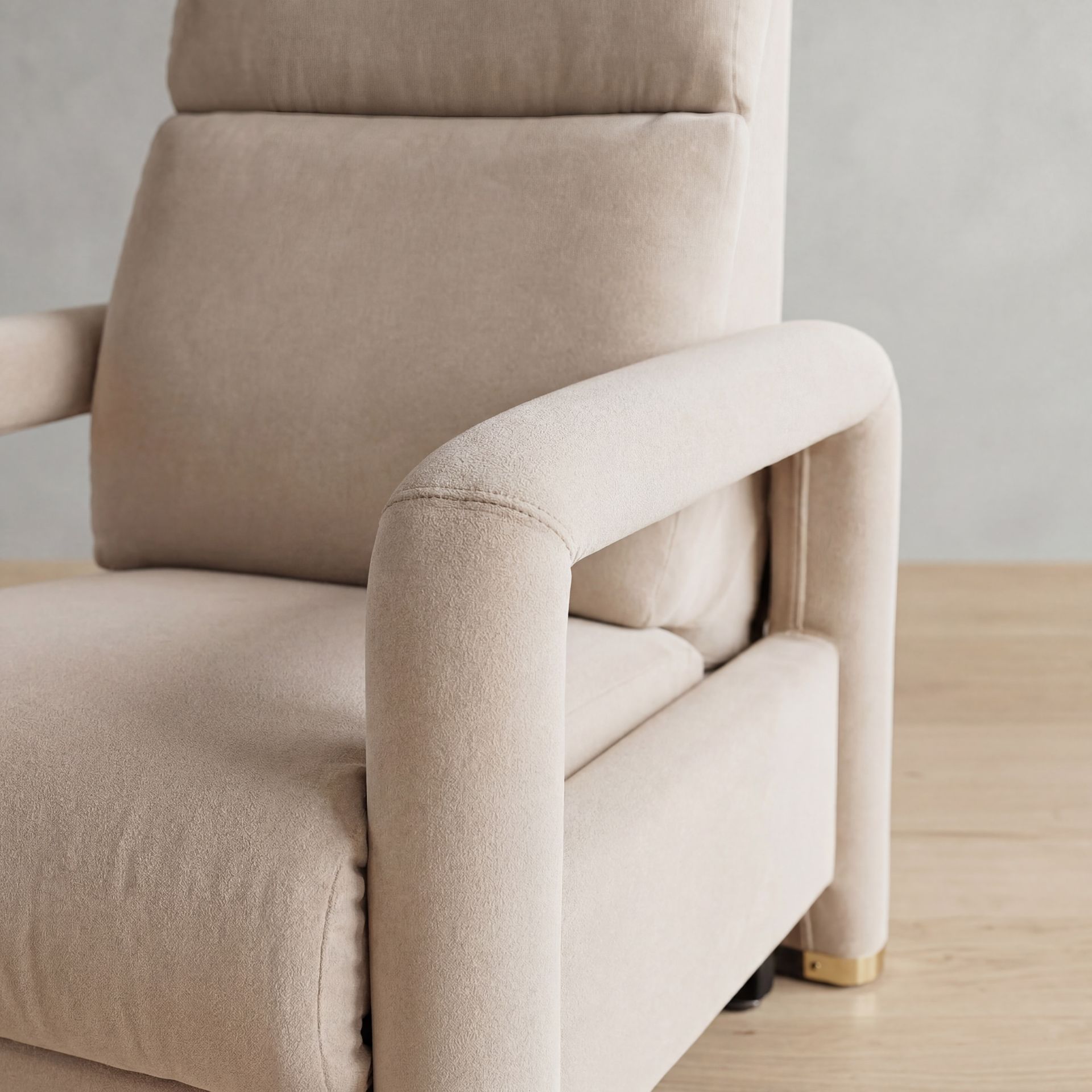 Hinata Accent Recliner