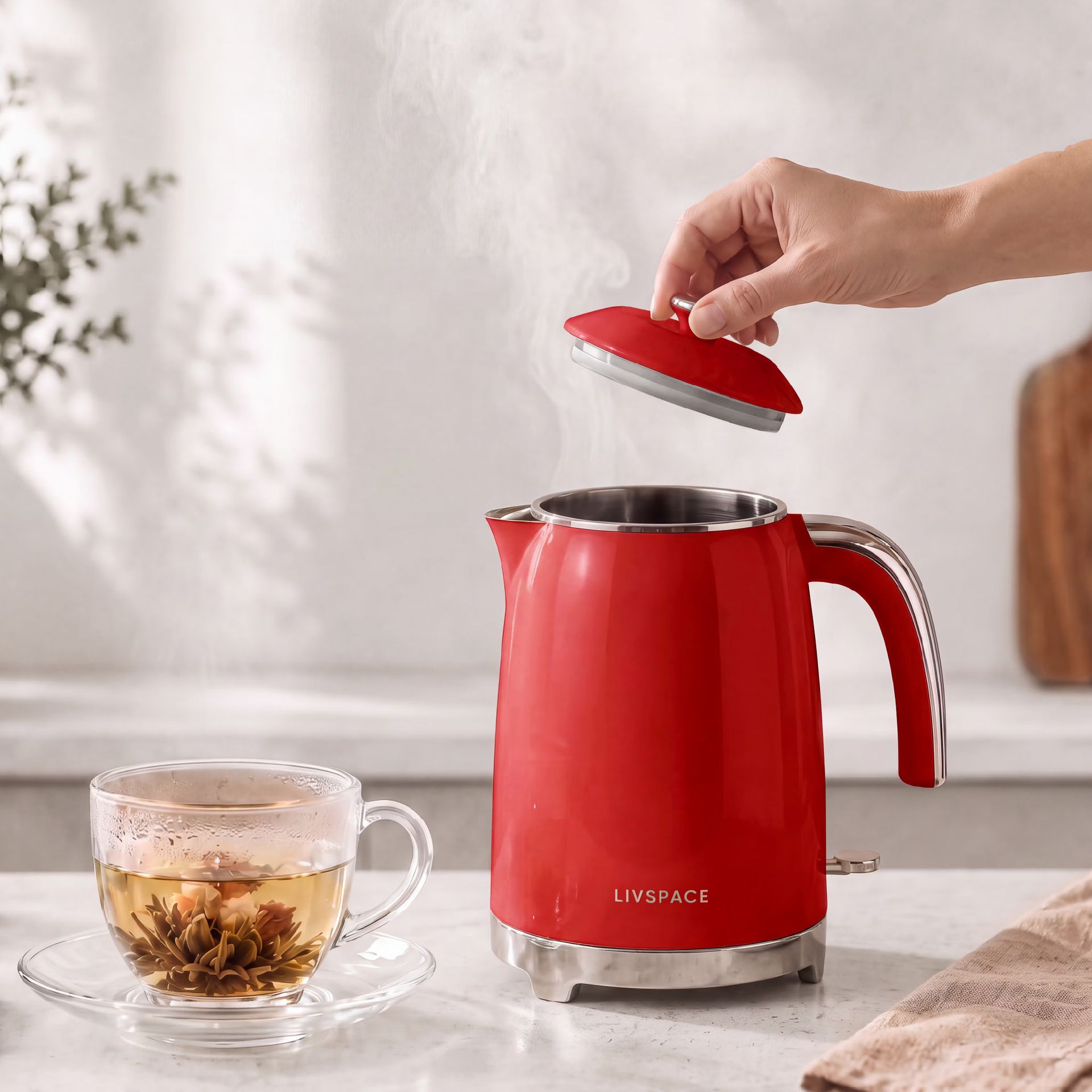 Livspace Kettle 1 L - Red